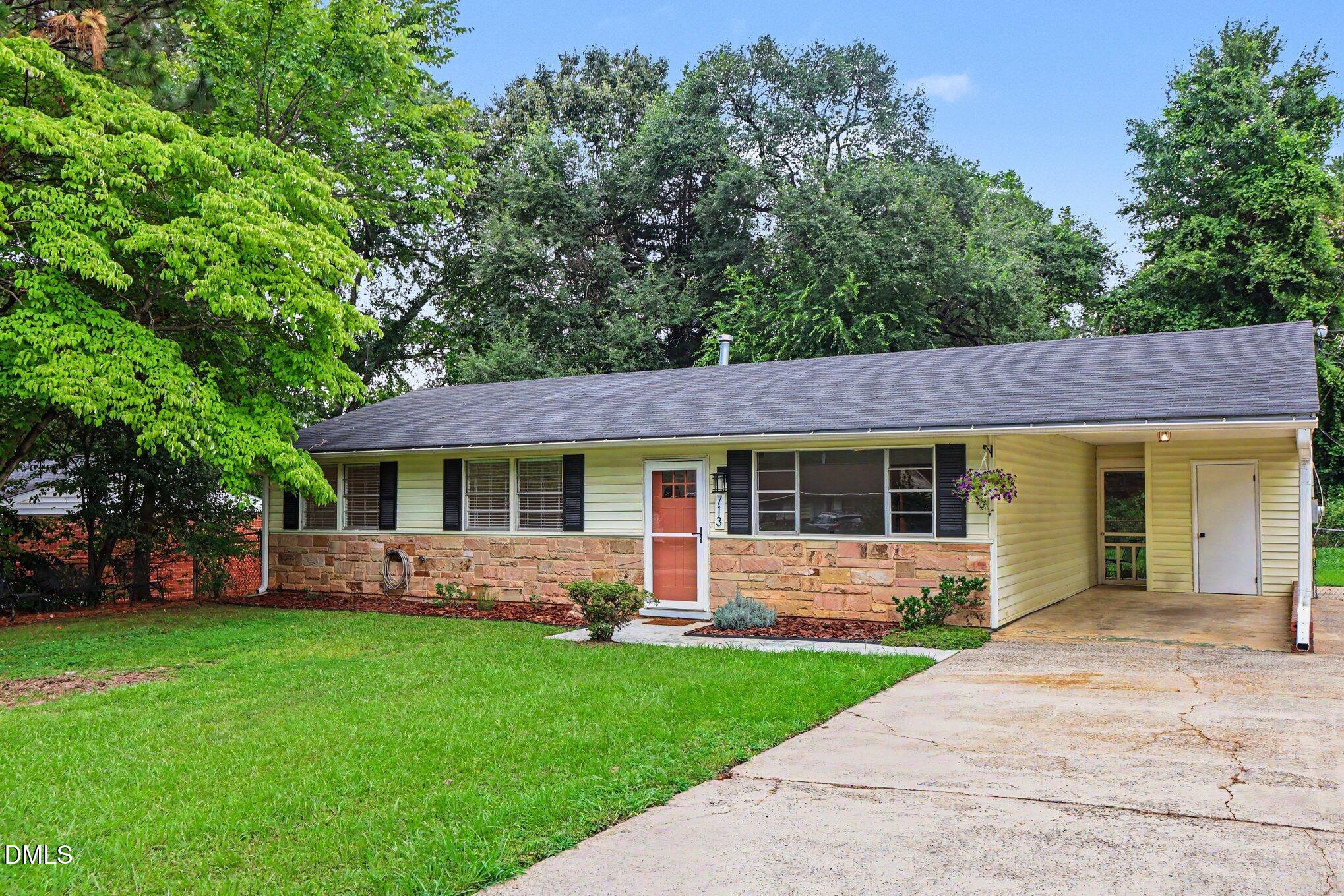 713 Newcombe Road Property Photo 1