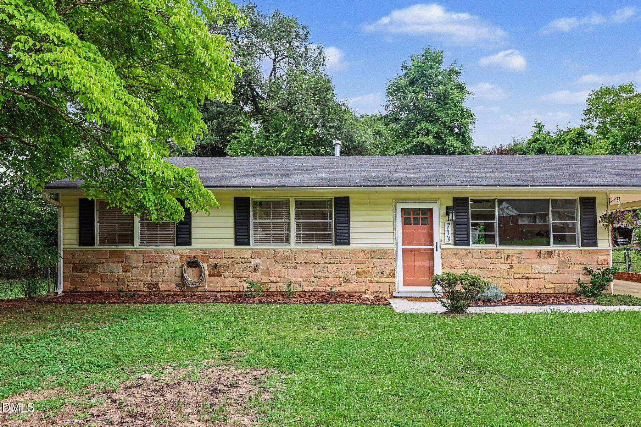 713 Newcombe Road Property Photo 2