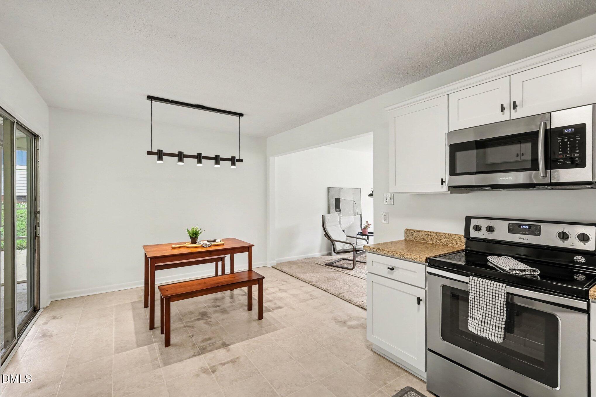 713 Newcombe Road Property Photo 8