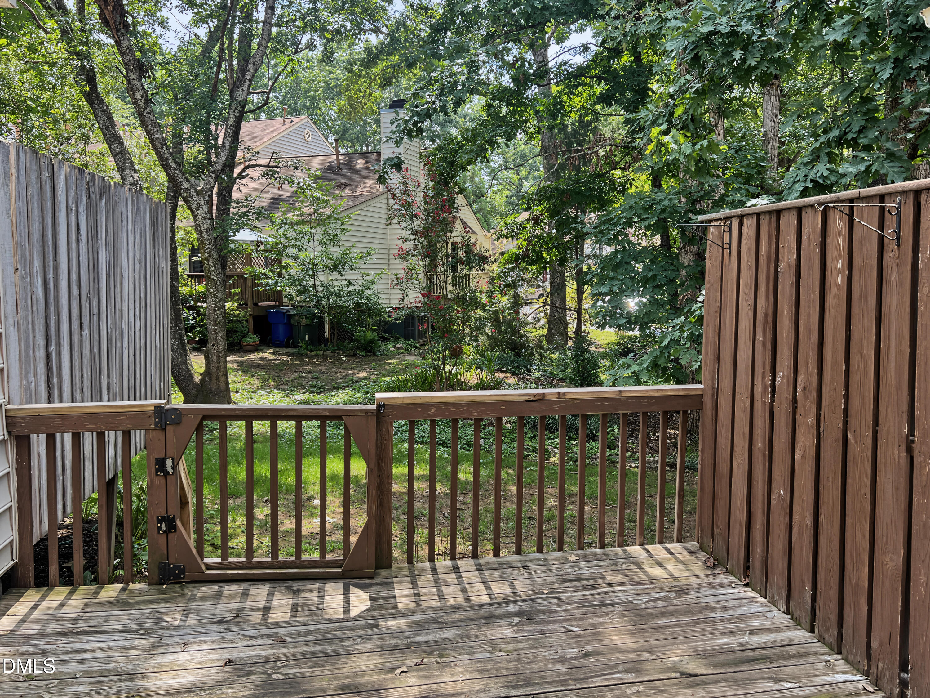 6749 Chauncey Drive Property Photo 18