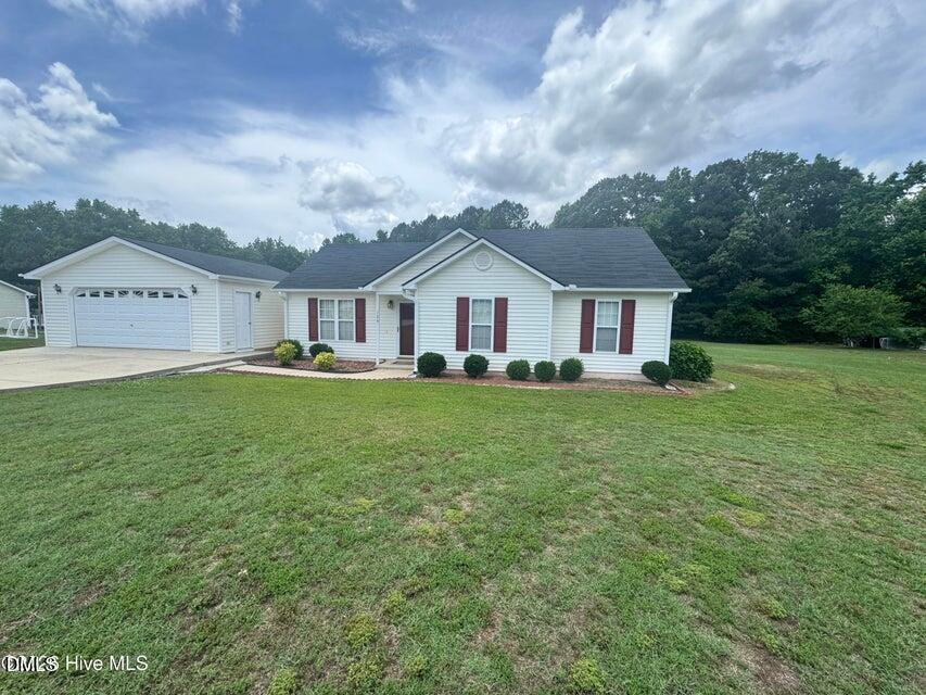 124 Stockbridge Drive Property Photo 2