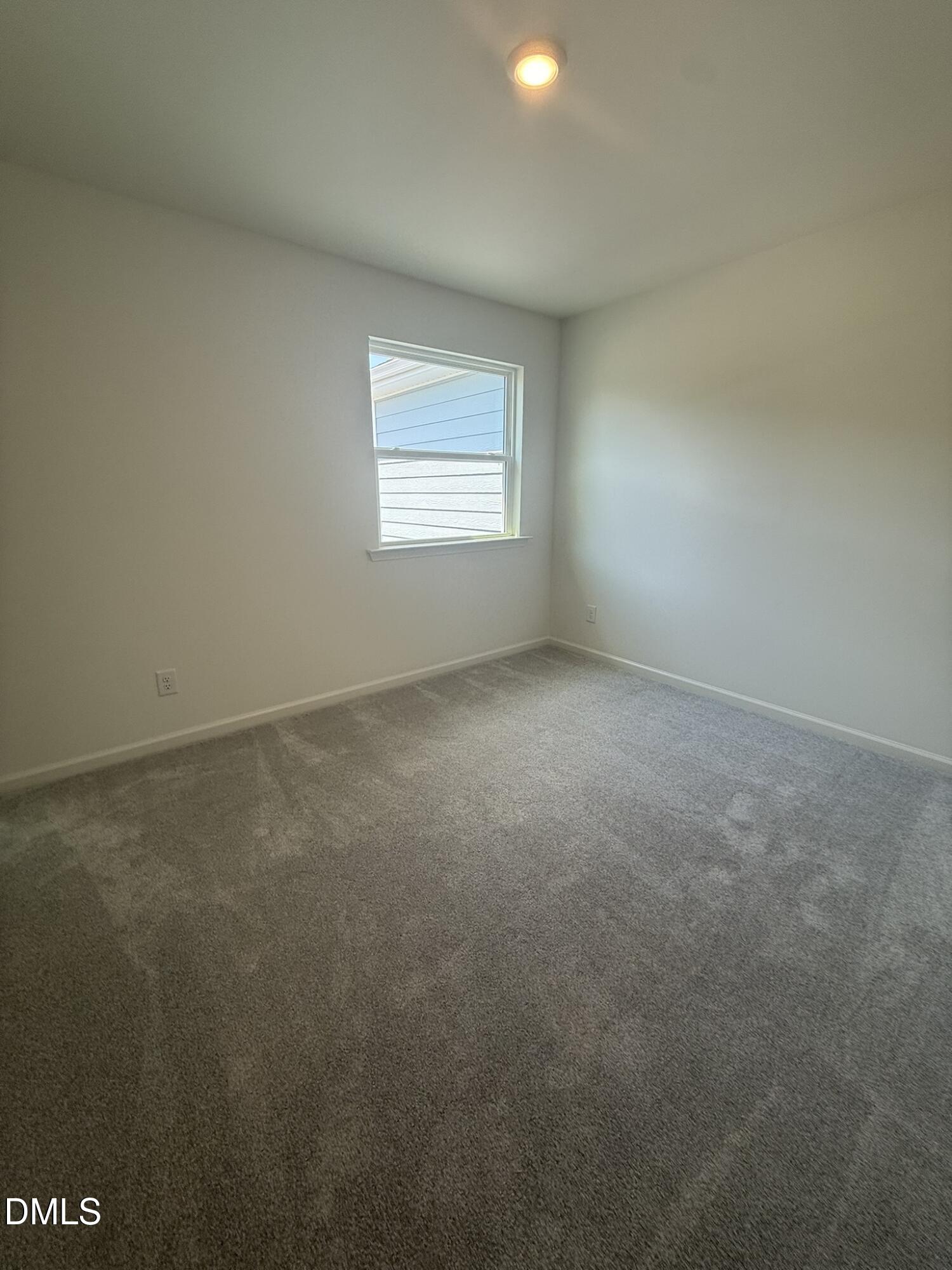 2109 Oakdale Drive Property Photo 6