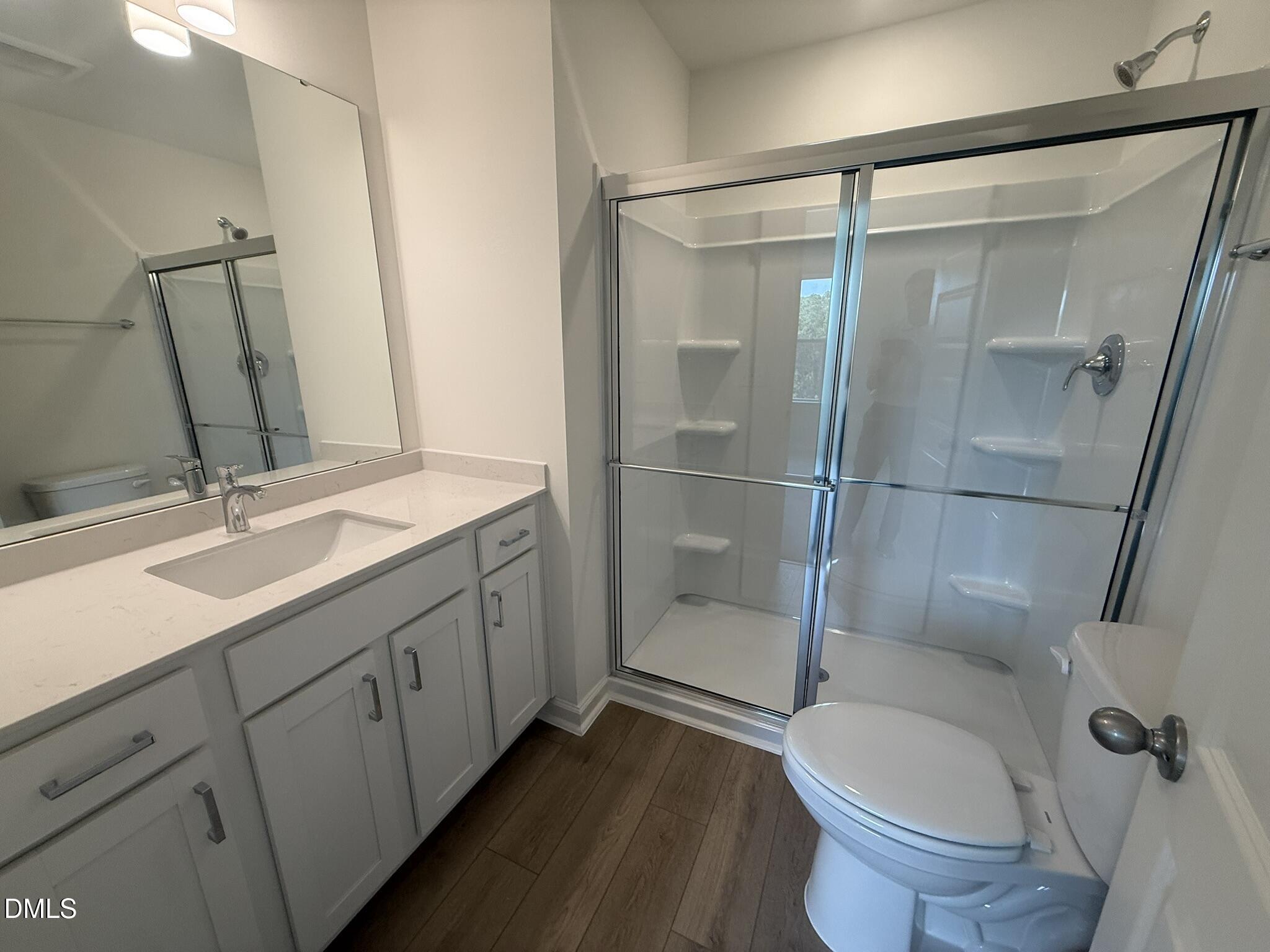2109 Oakdale Drive Property Photo 8