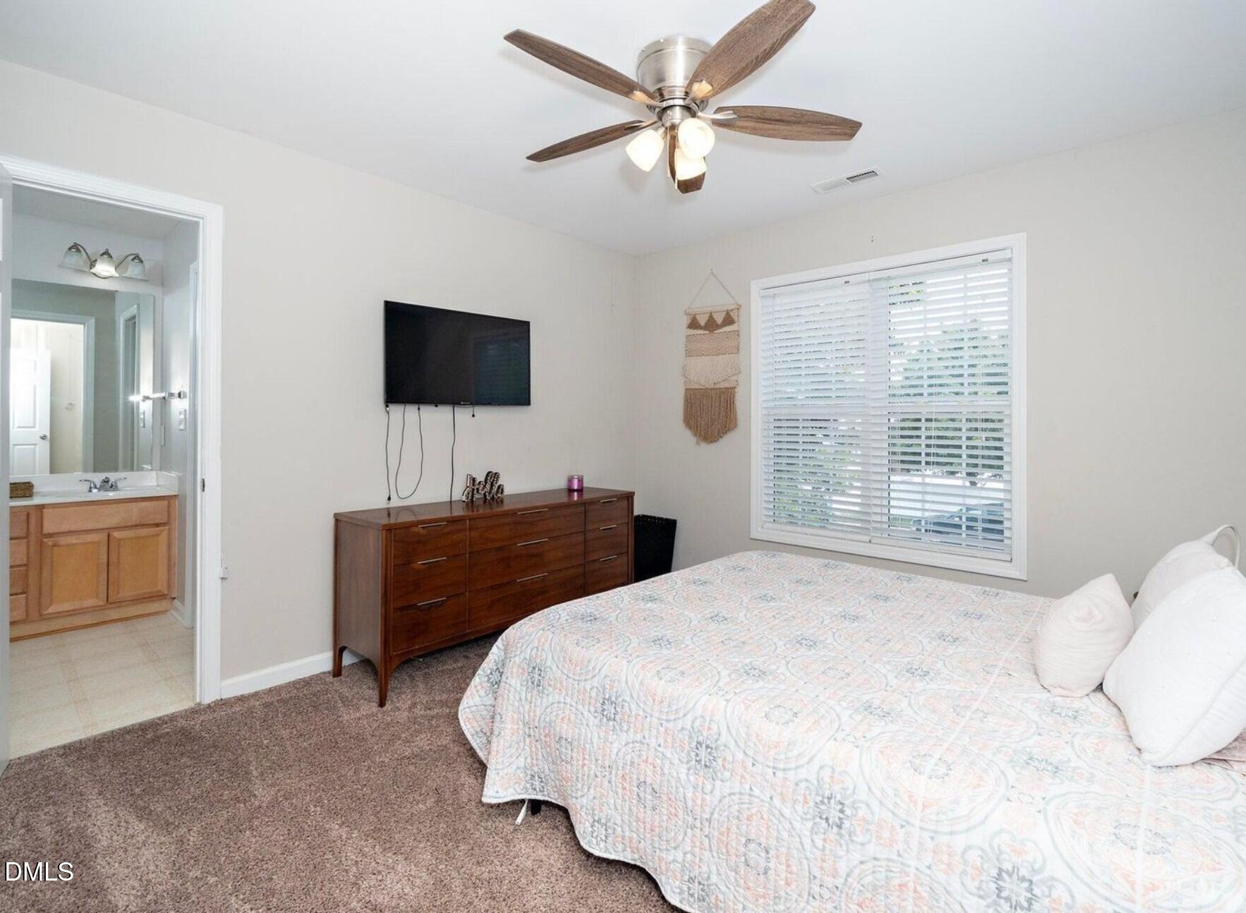 7850 Braefield Drive Property Photo 14
