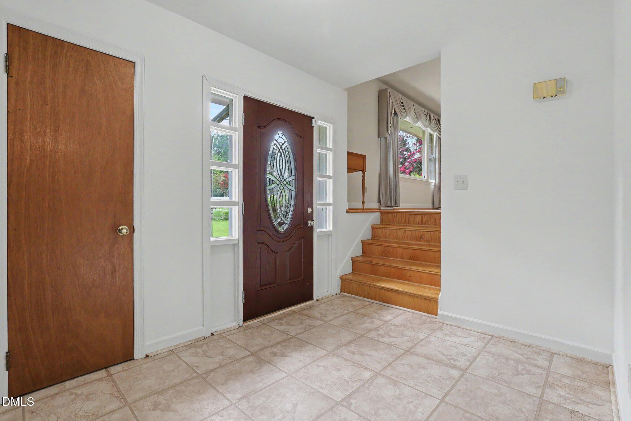 10024 Seawell Drive Property Photo 1