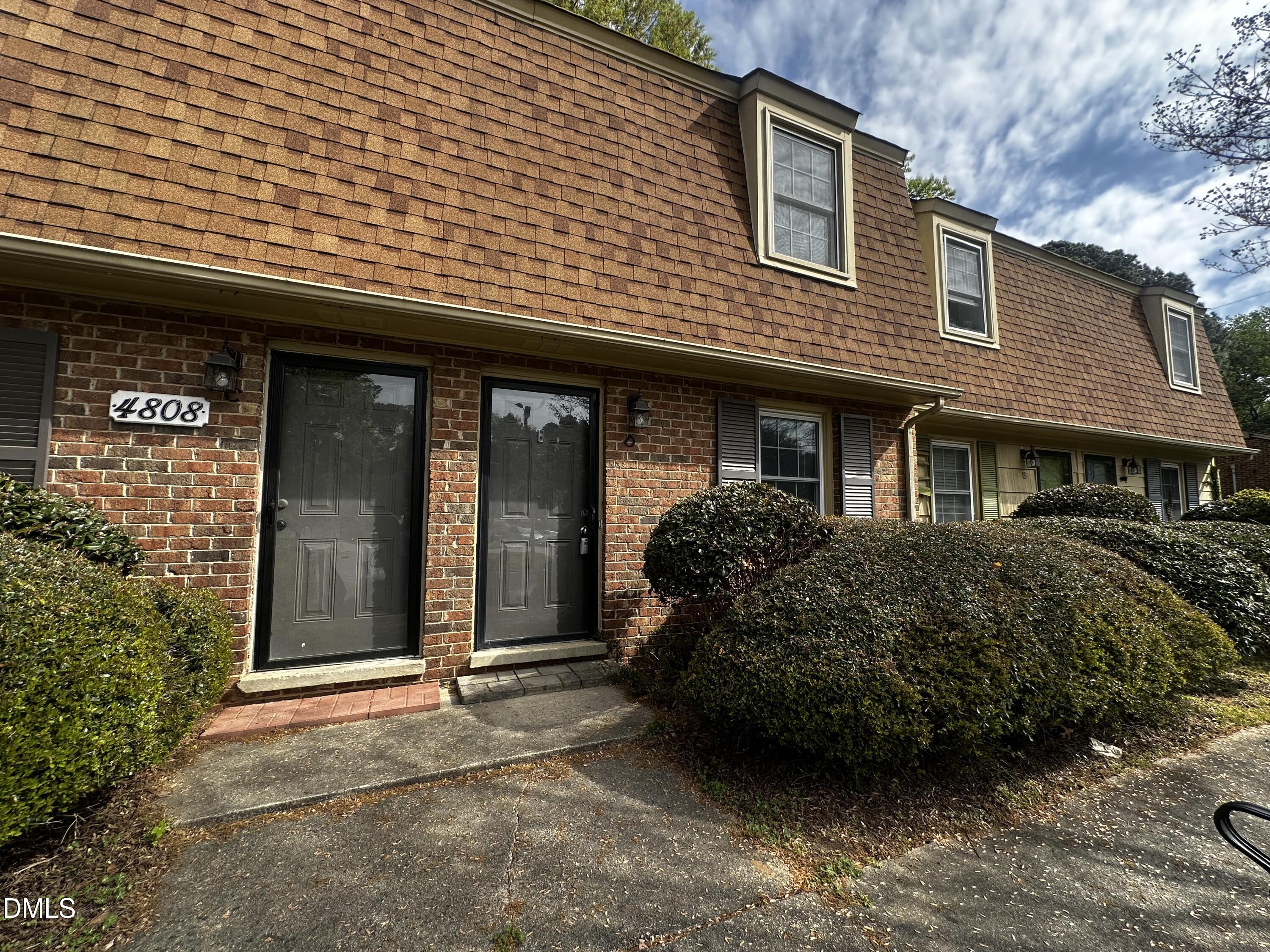4808 Blue Bird Court D Property Photo 1