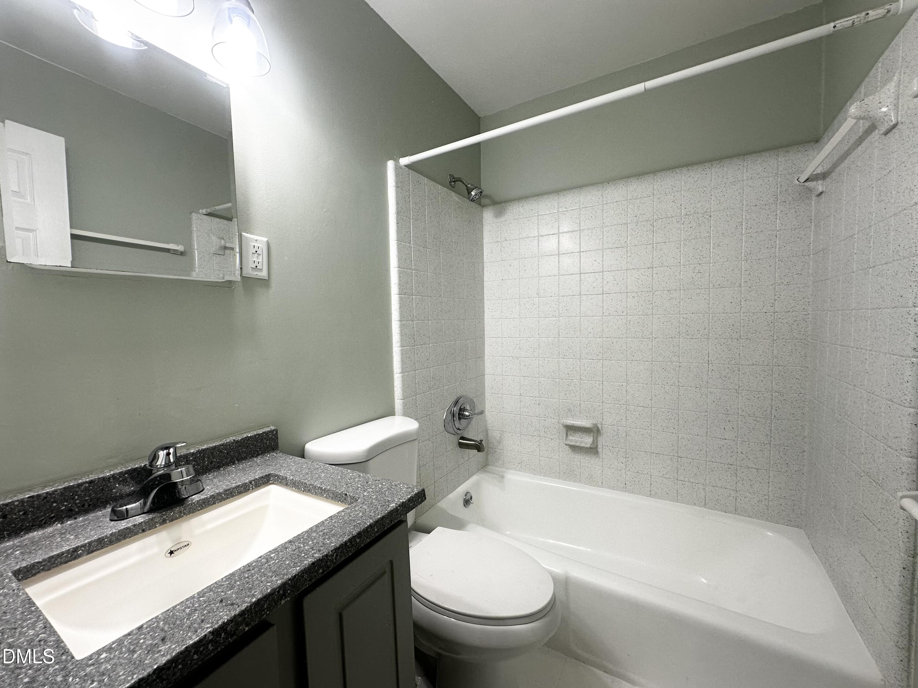 4808 Blue Bird Court D Property Photo 7