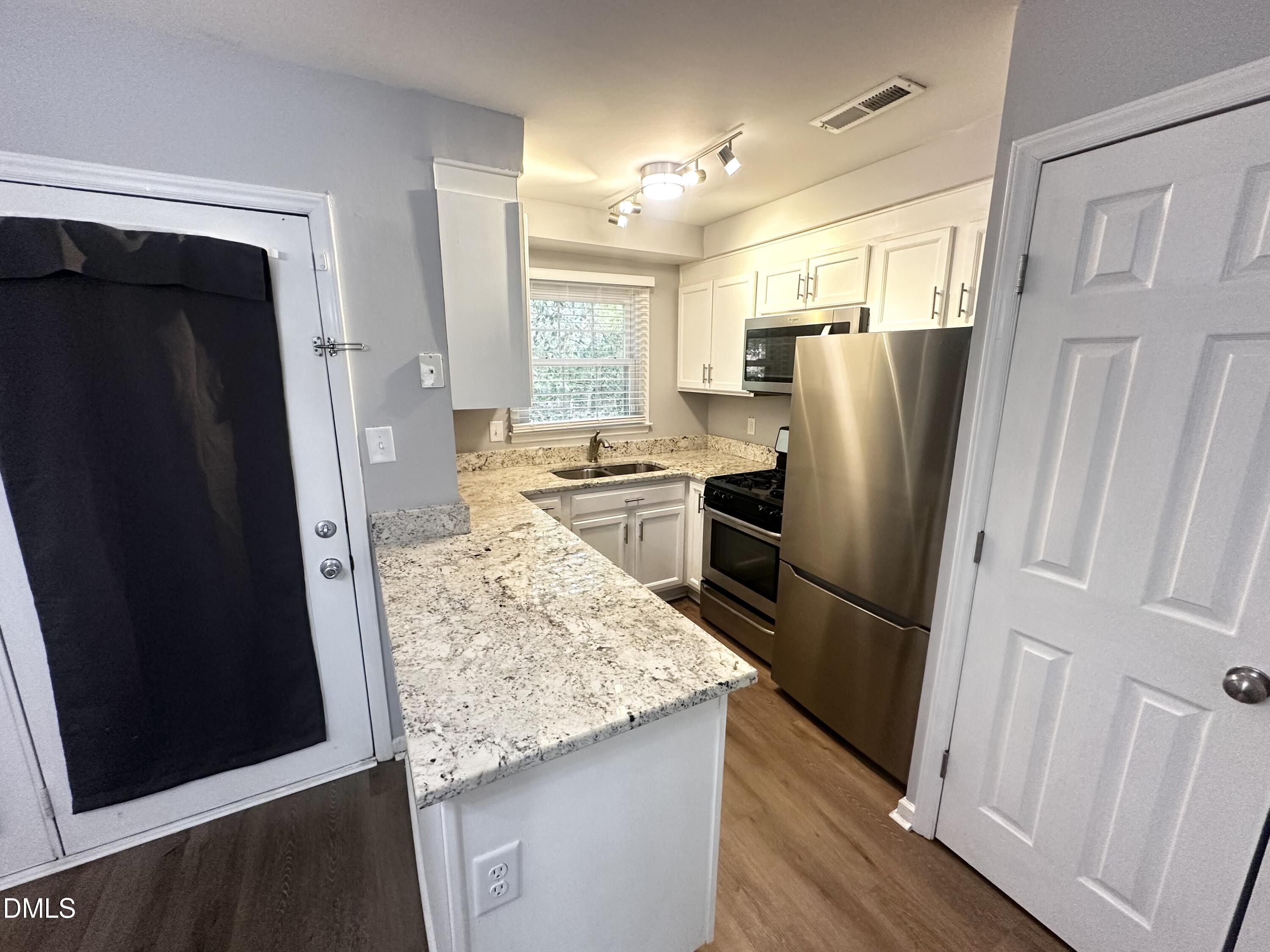 4808 Blue Bird Court D Property Photo 17
