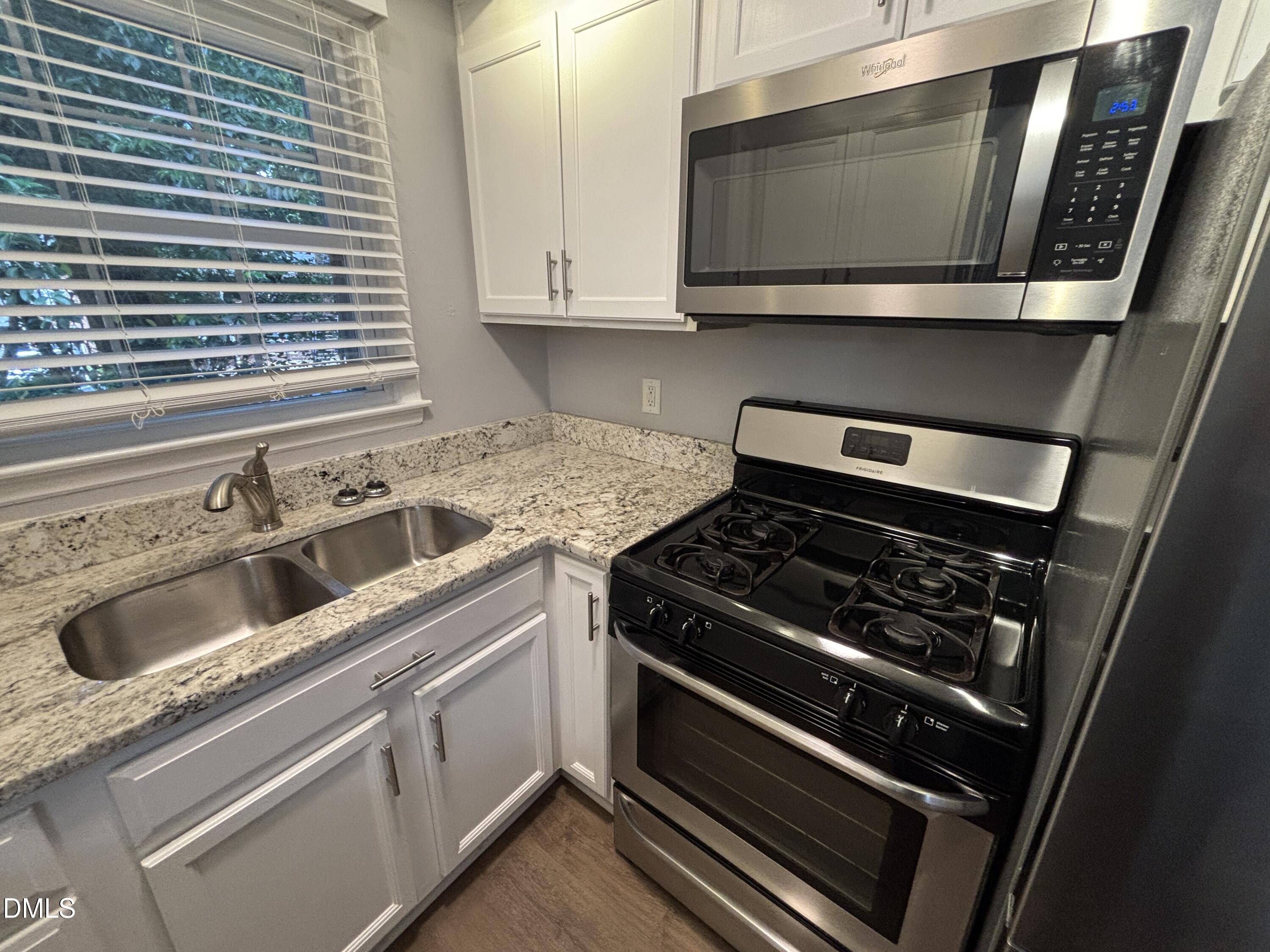 4808 Blue Bird Court D Property Photo 24