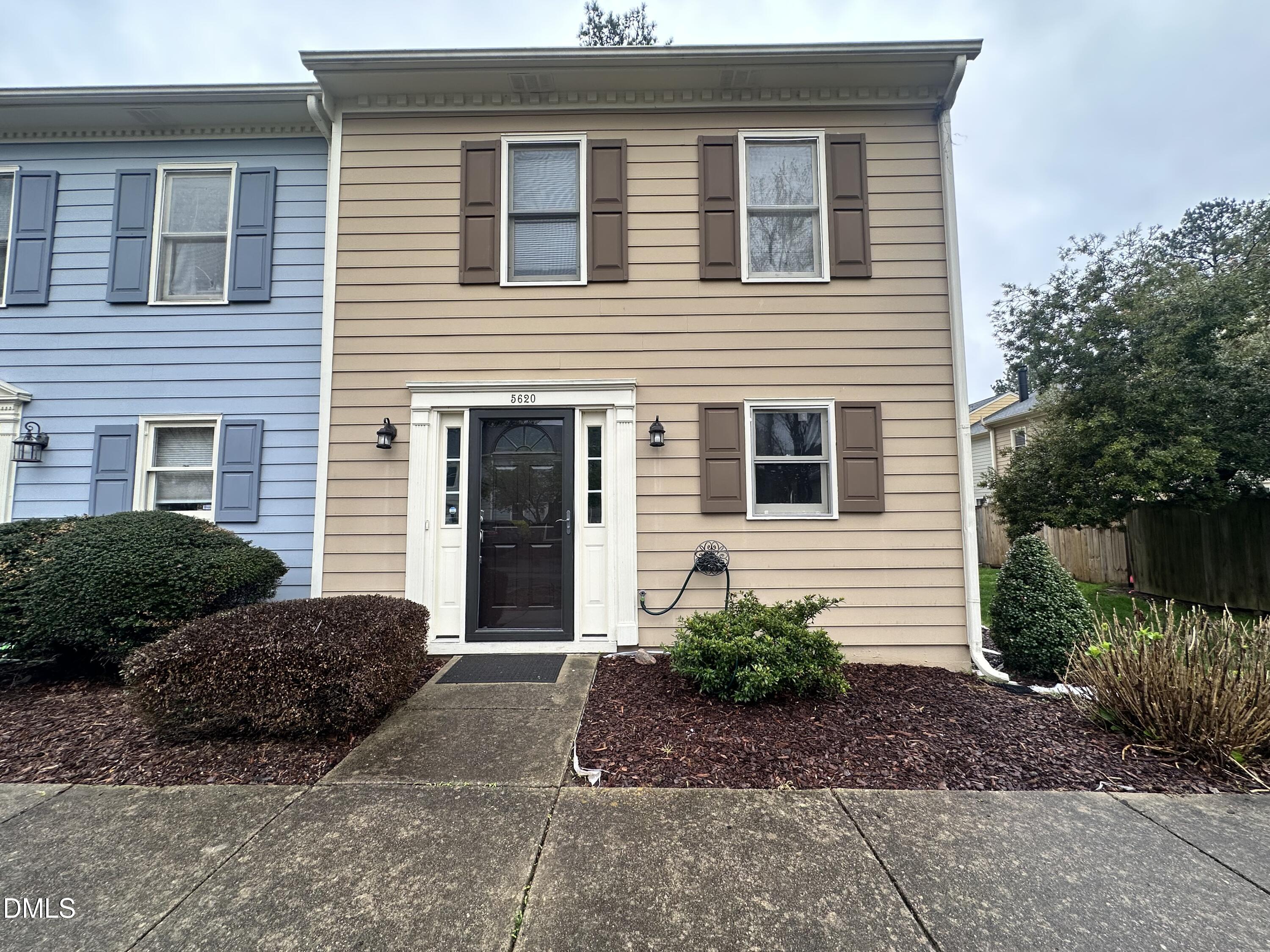 5620 Bridgetowne Way Property Photo 1