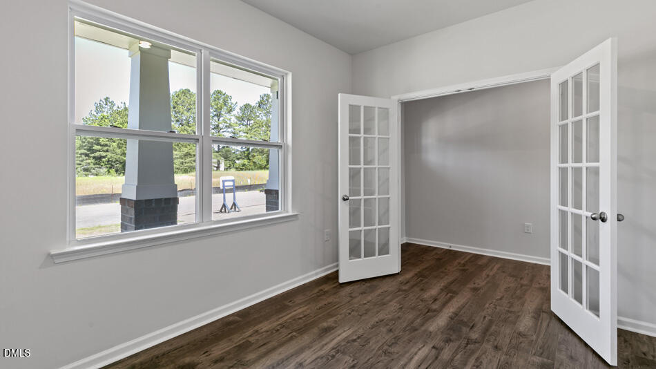 208 Saddle Mare Street Property Photo 3