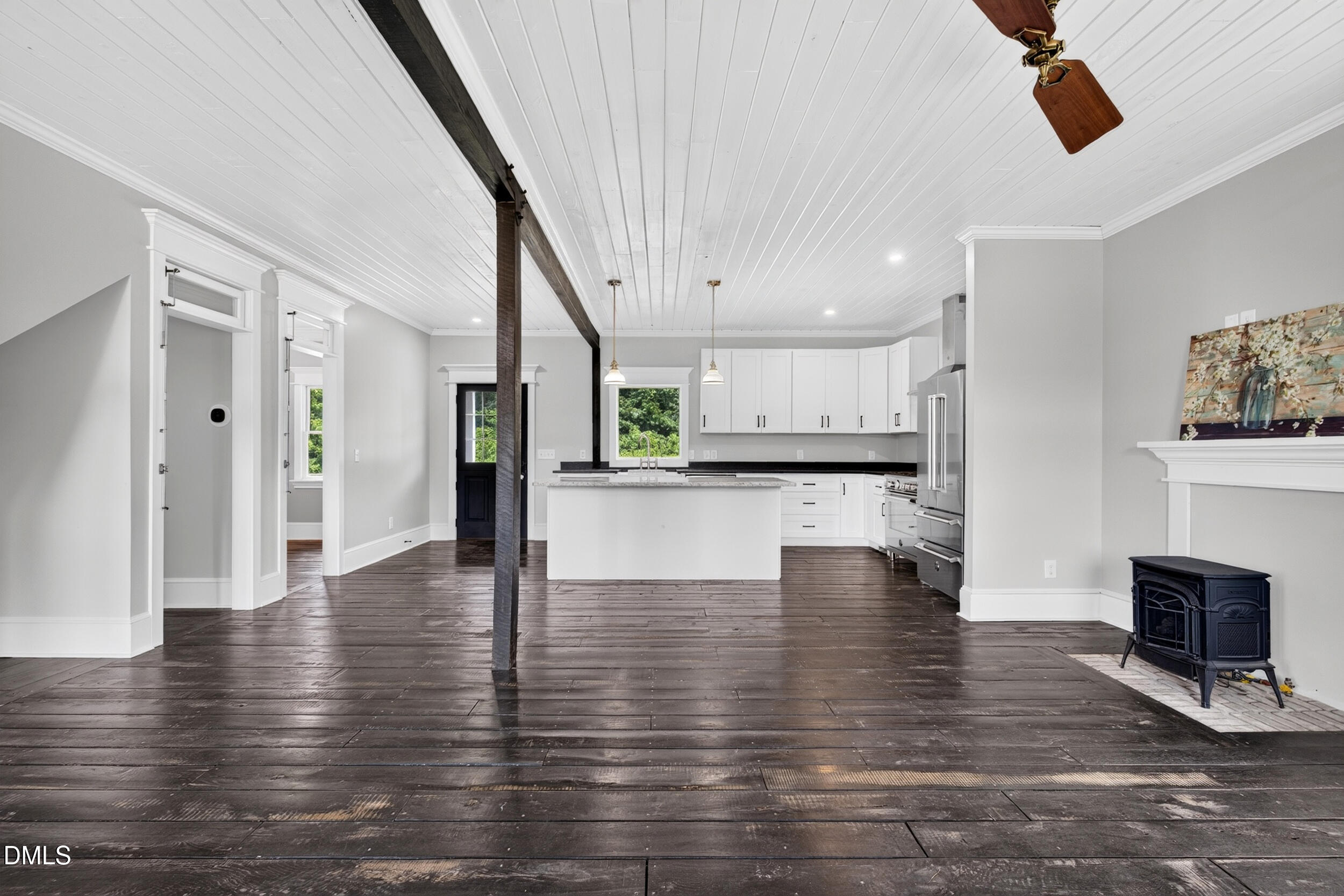 2428 Glade Road Property Photo 17
