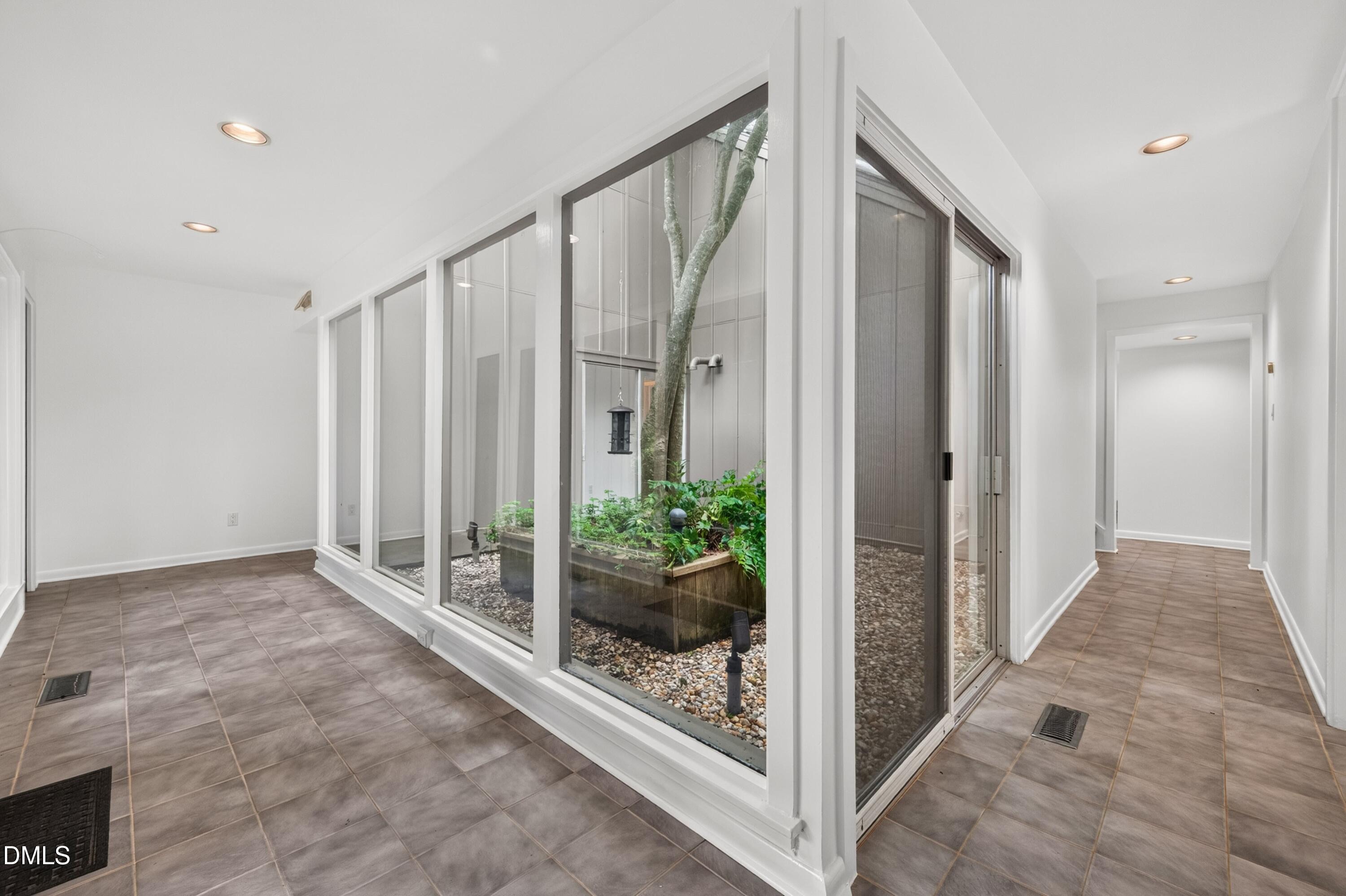 4613 Oak Park Road Property Photo 10