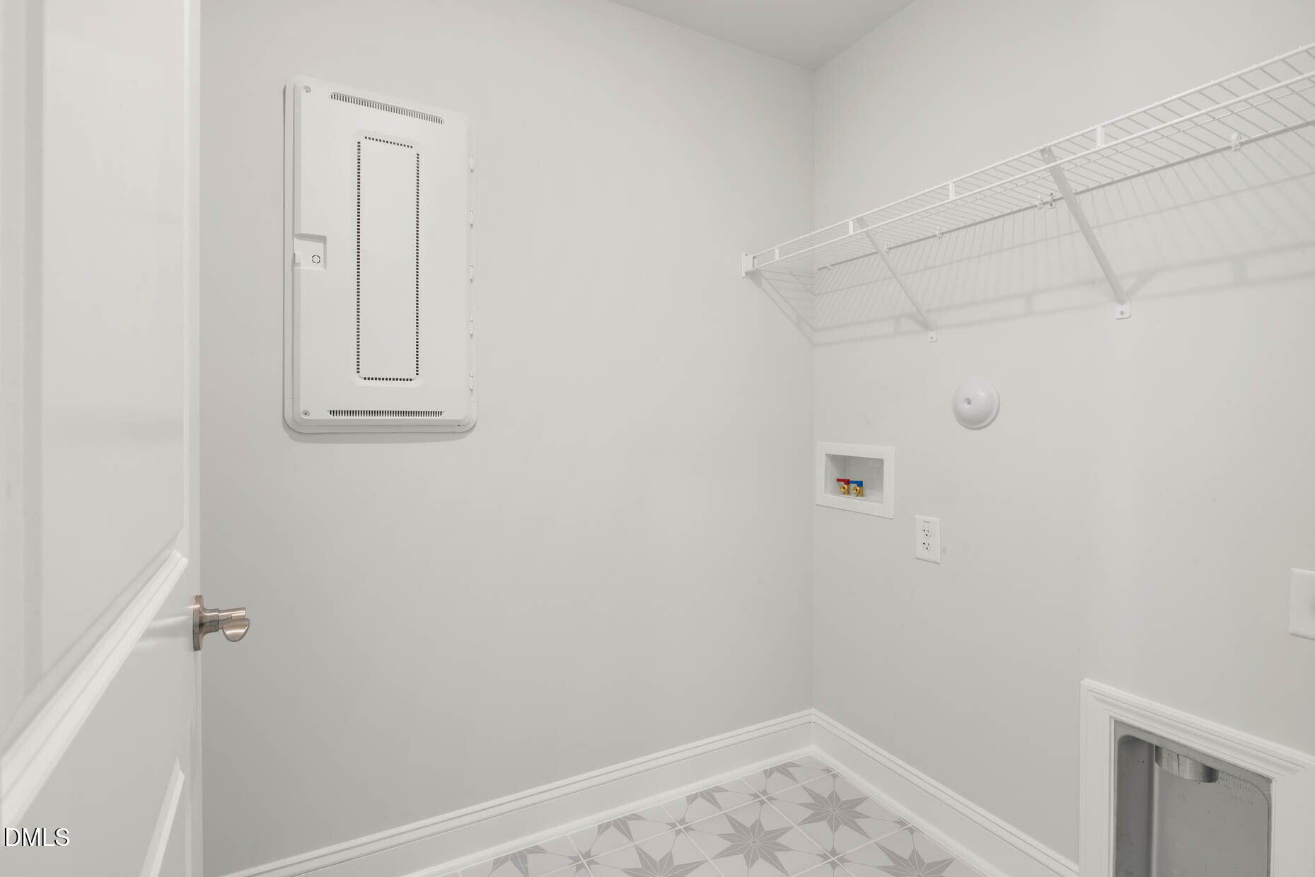 661 Circle Pond Street Property Photo 21