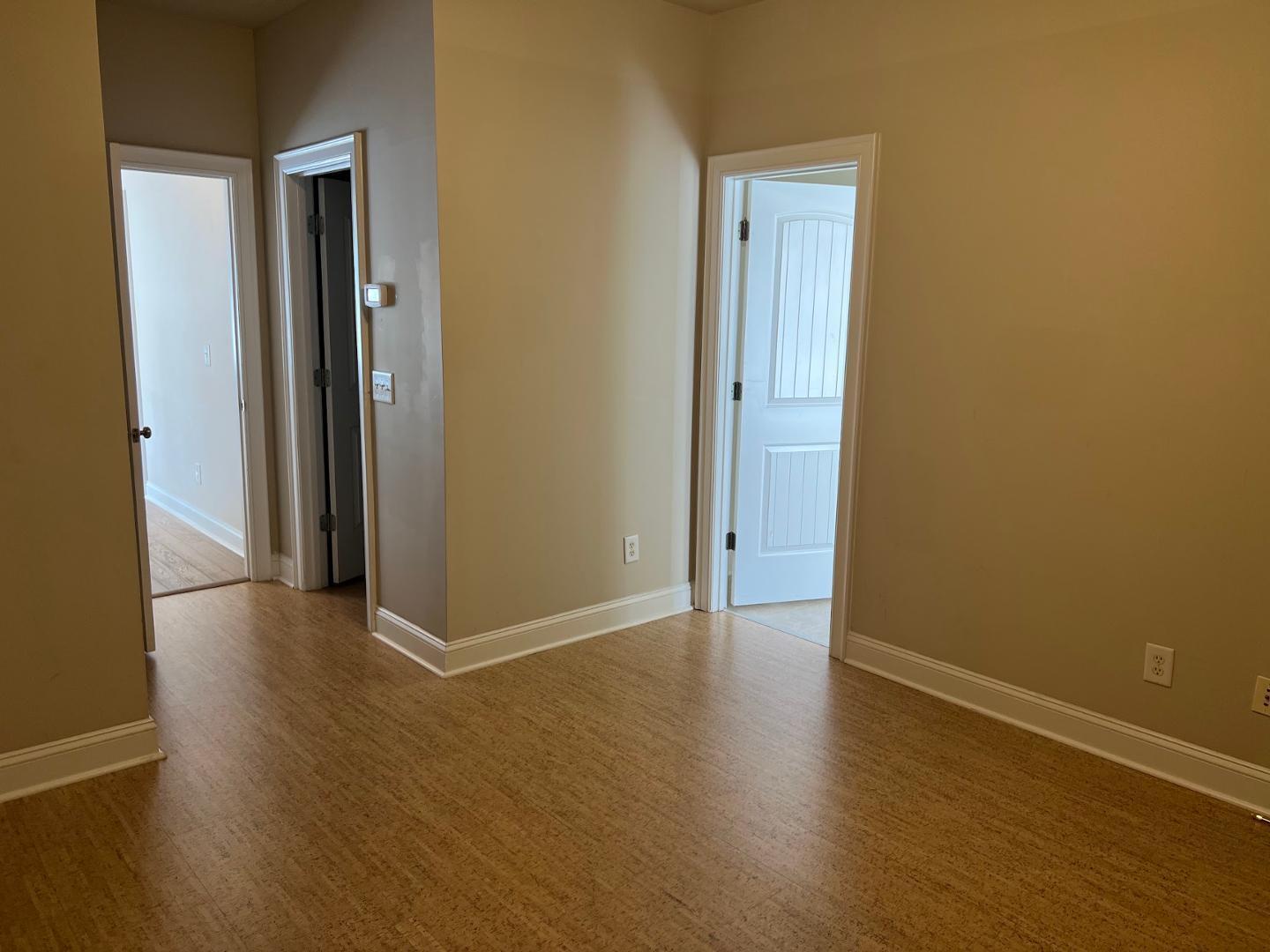 7729 Acc Boulevard Property Photo 17