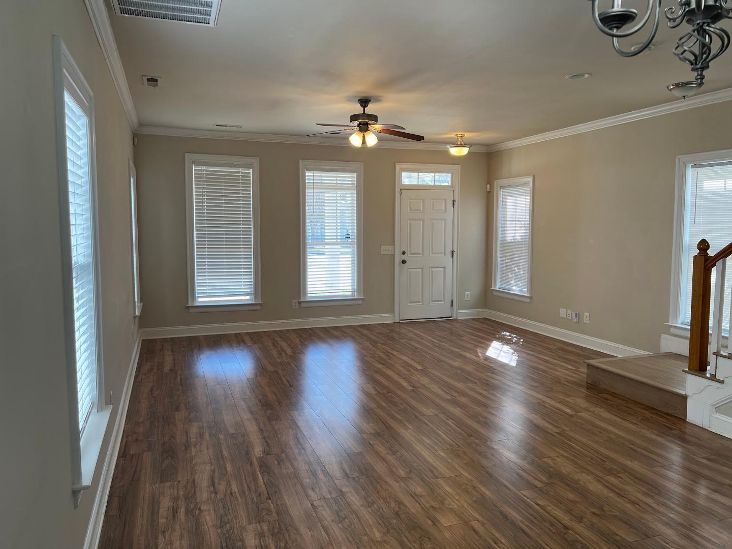 7729 Acc Boulevard Property Photo 19
