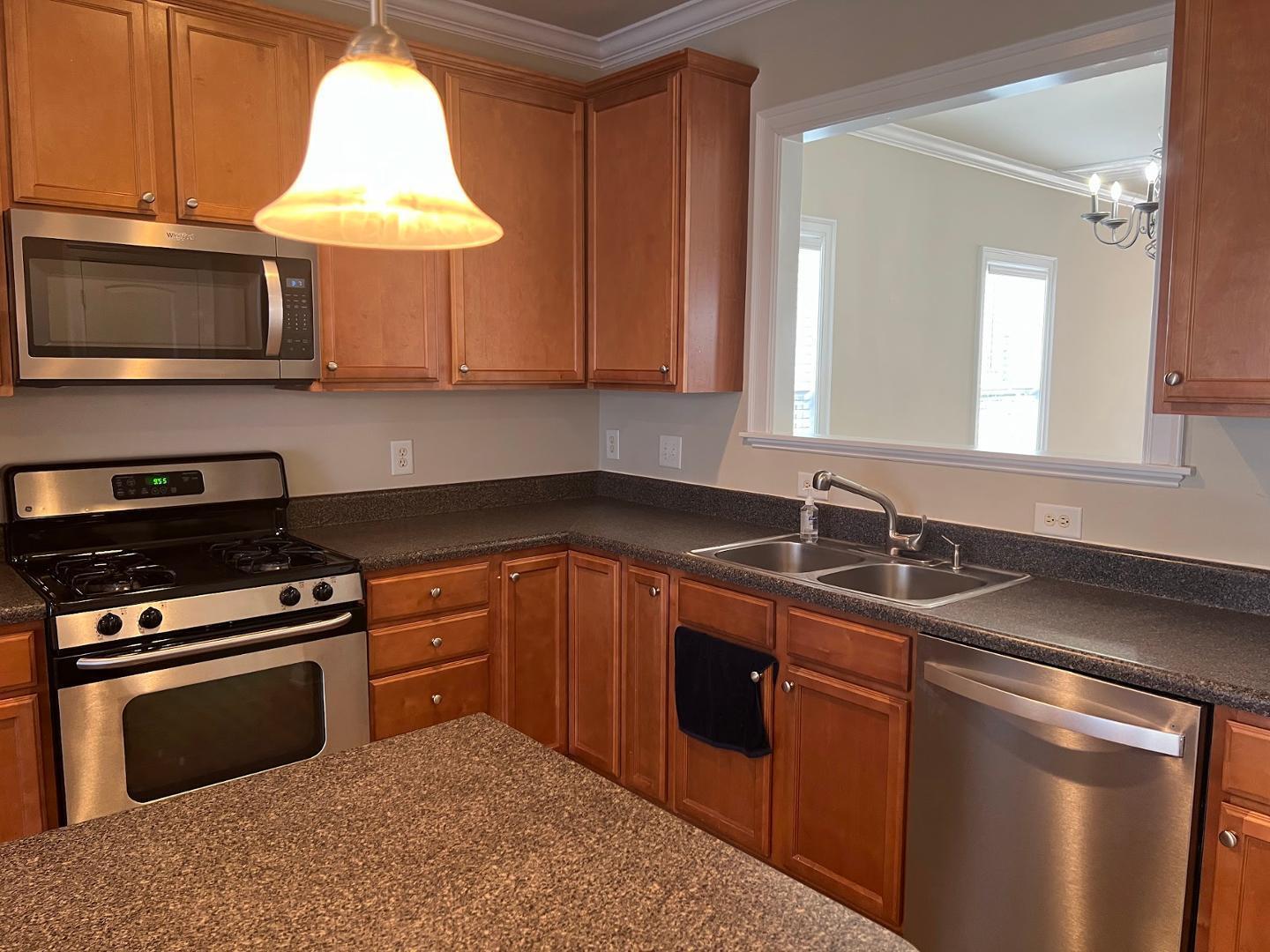 7729 Acc Boulevard Property Photo 24