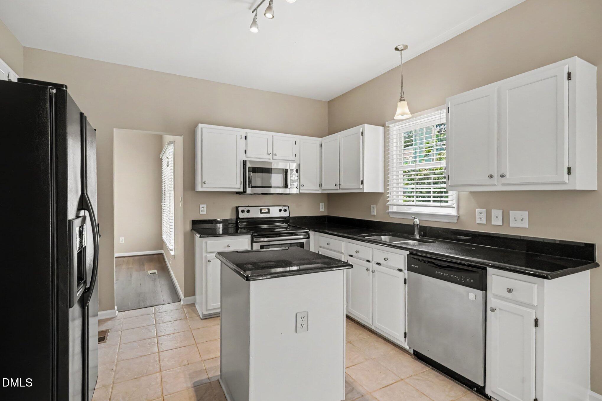 5524 Edgebury Road Property Photo 10