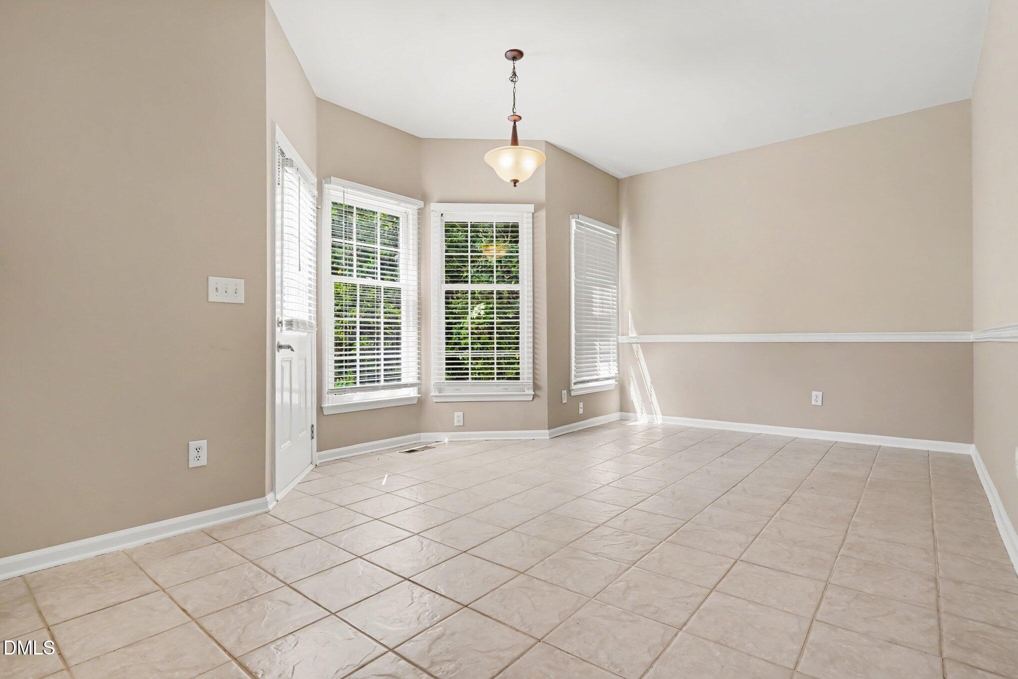 5524 Edgebury Road Property Photo 12