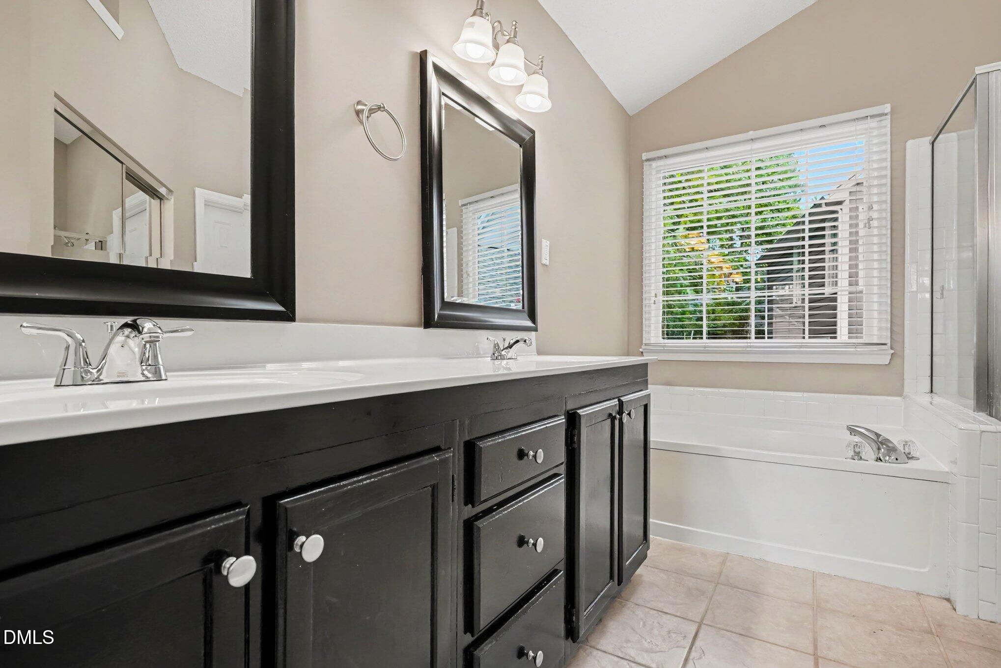 5524 Edgebury Road Property Photo 16