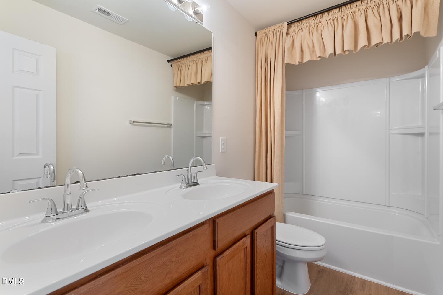 4332 Burchard Drive Property Photo 22