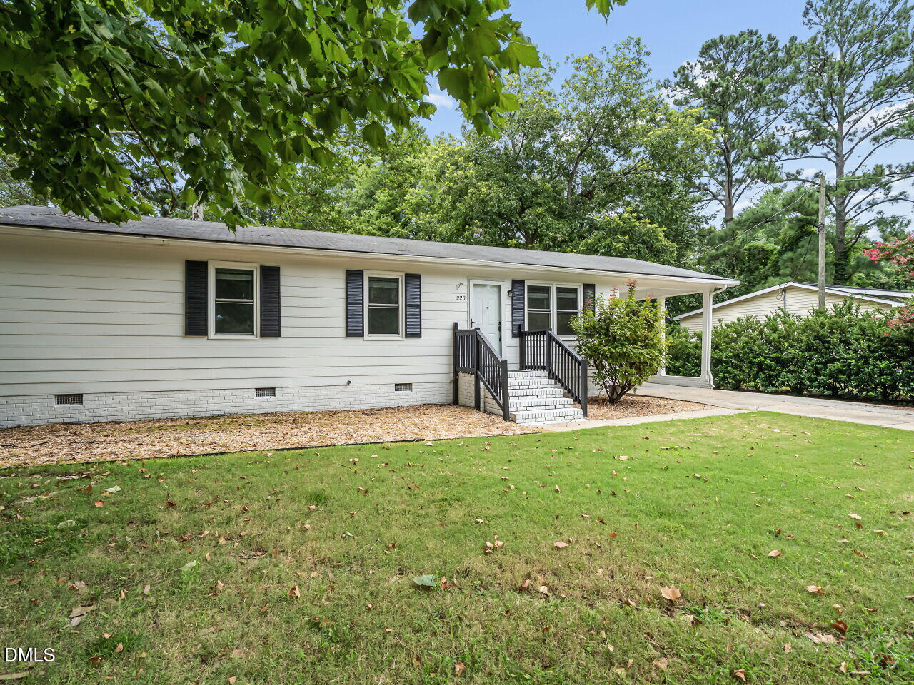 228 Short Street Property Photo 3
