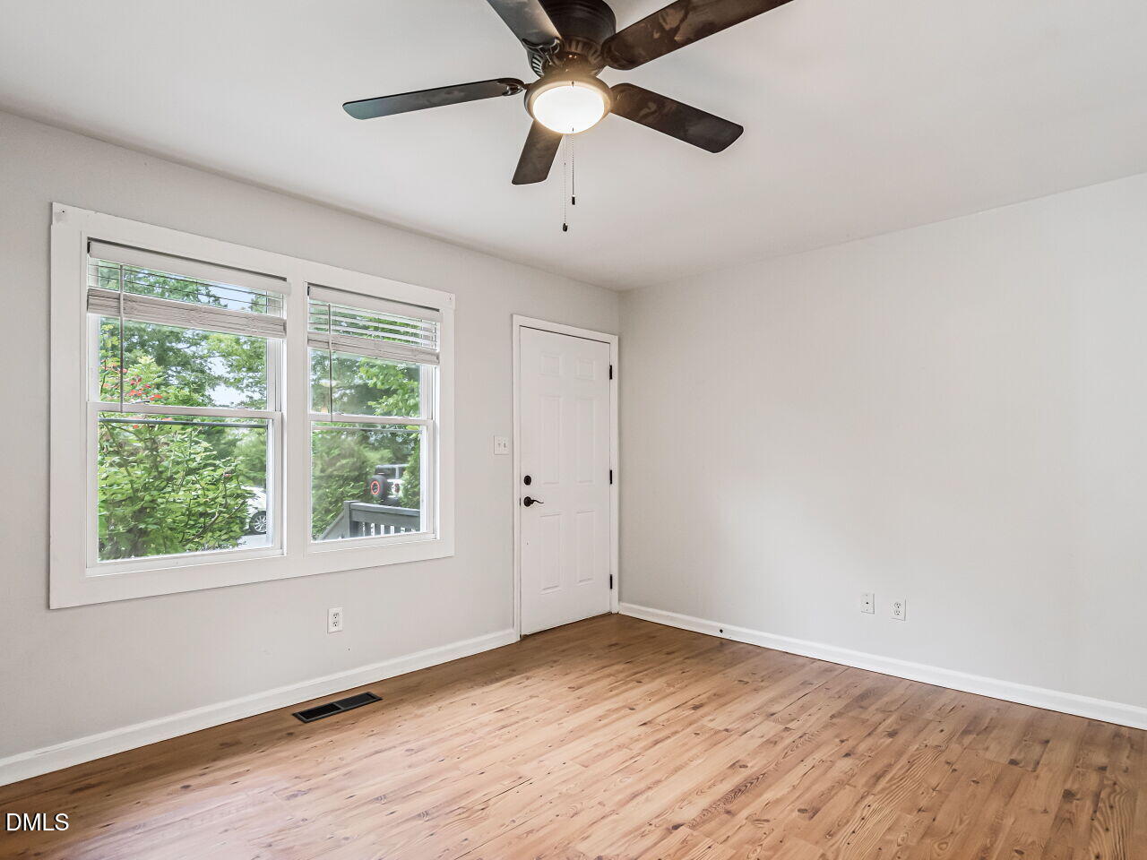 228 Short Street Property Photo 5