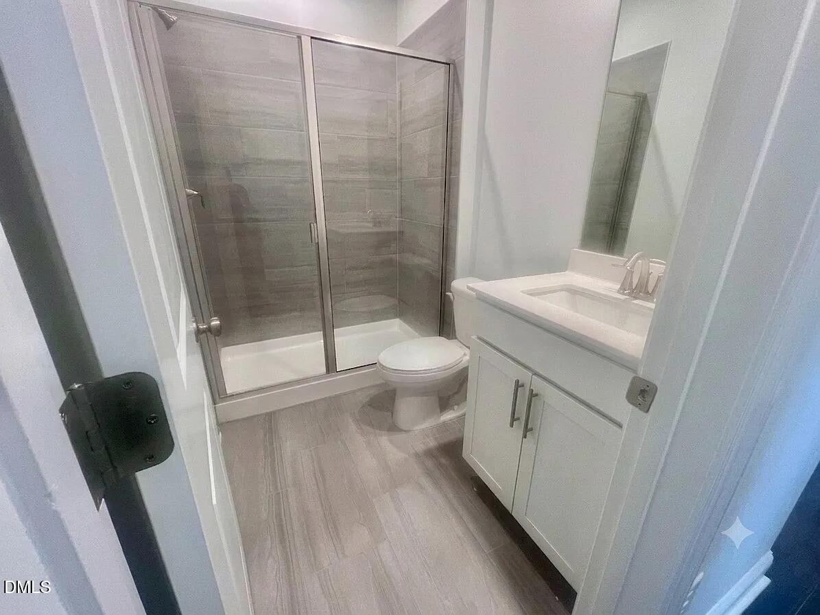 3209 Delmar Drive Property Photo 6