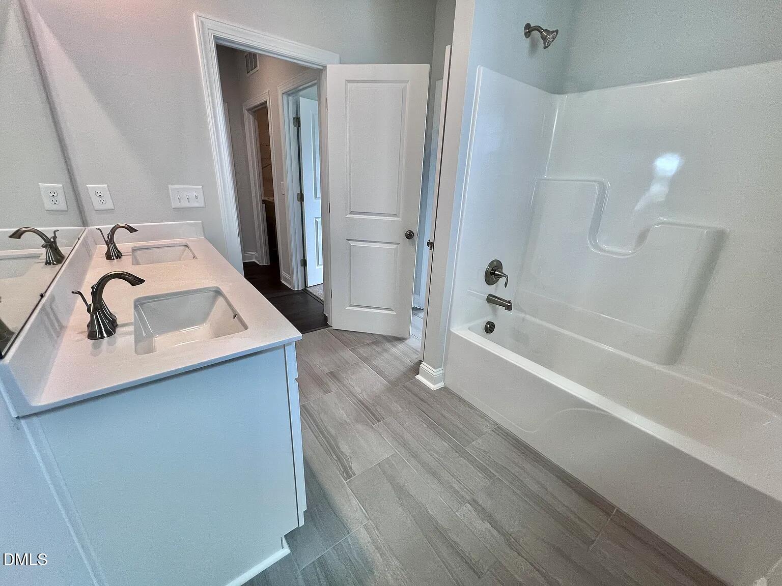 3209 Delmar Drive Property Photo 32
