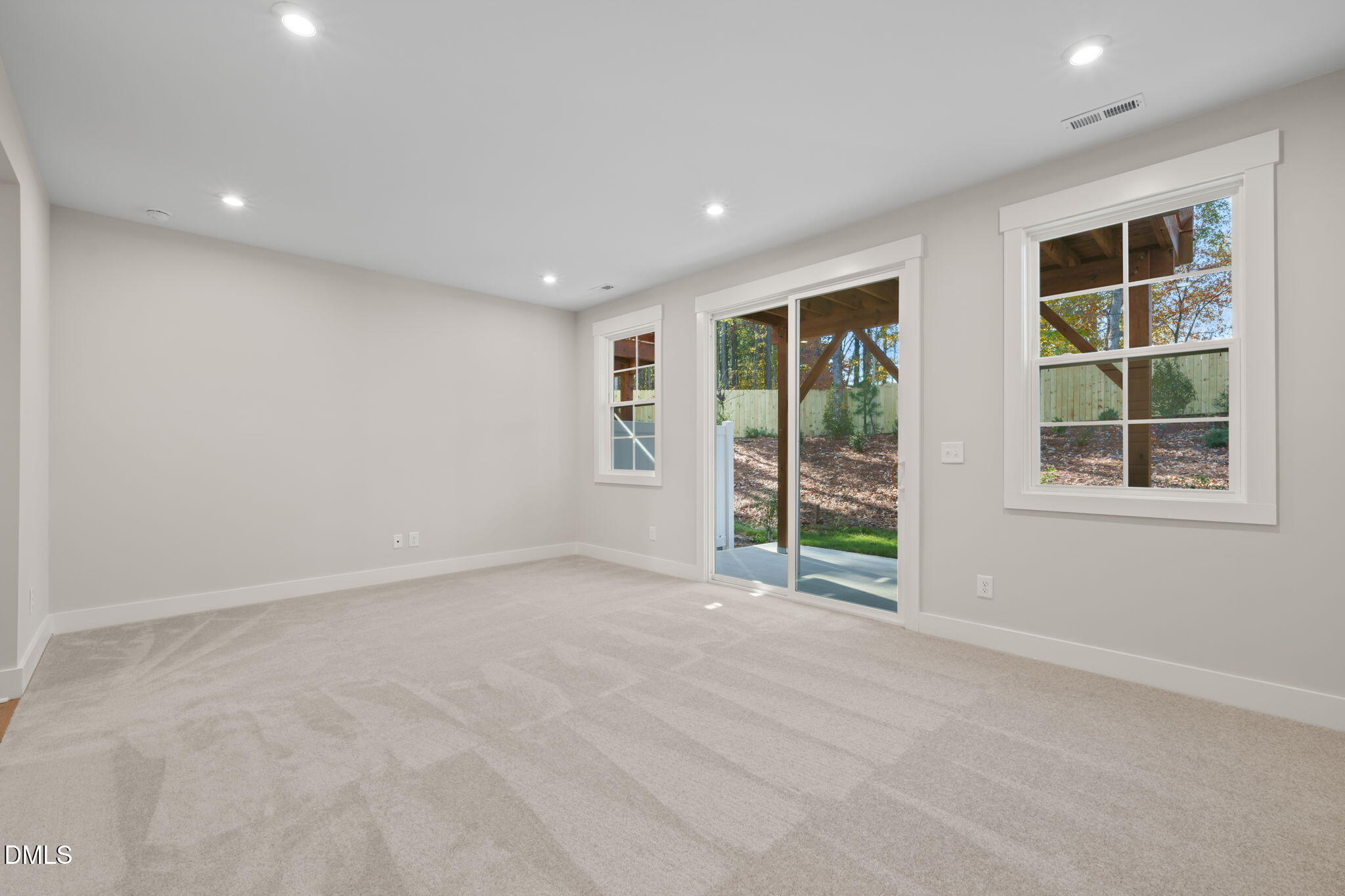 530 Plumleaf Lane Property Photo 6