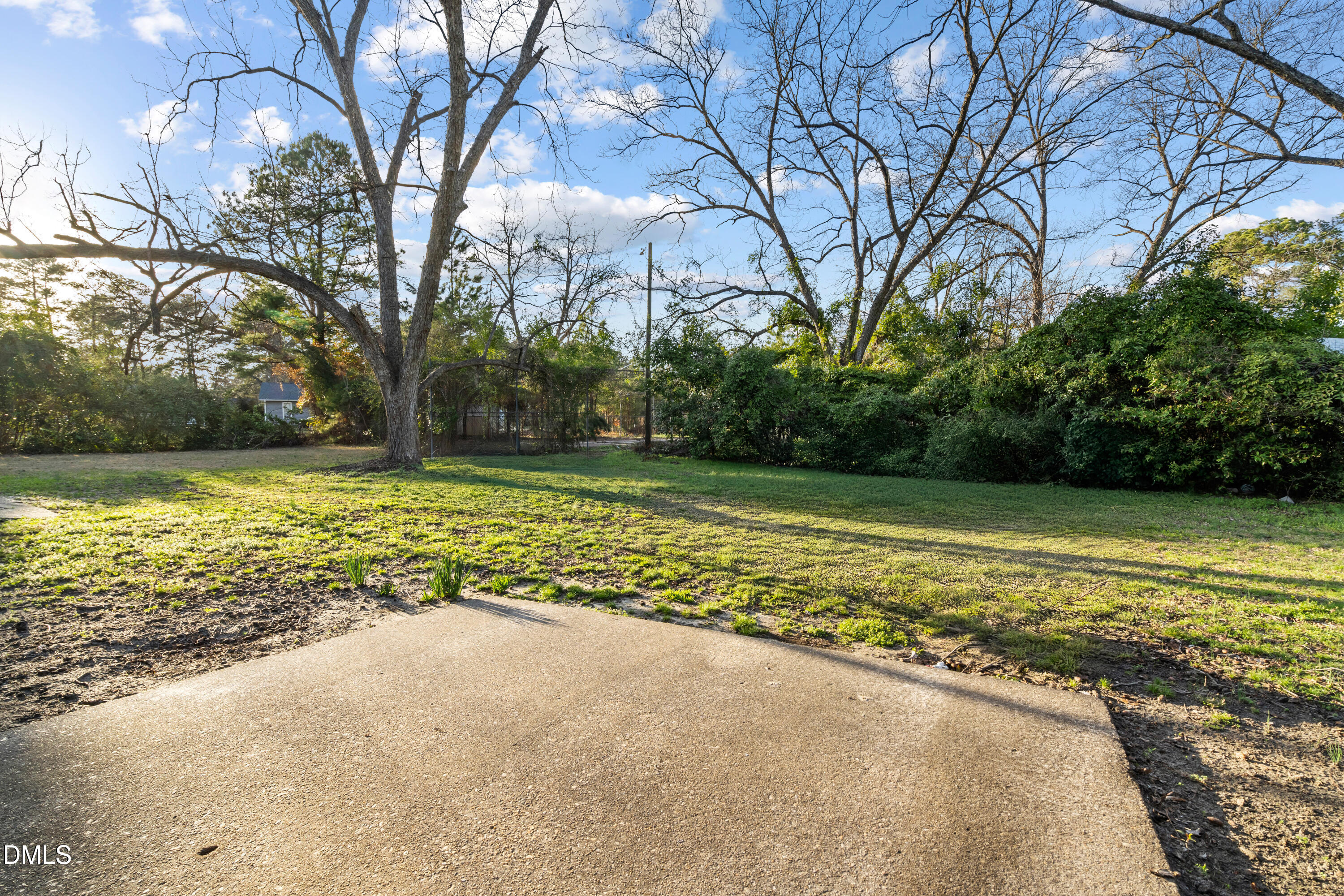 6421 Applecross Avenue Property Photo 2