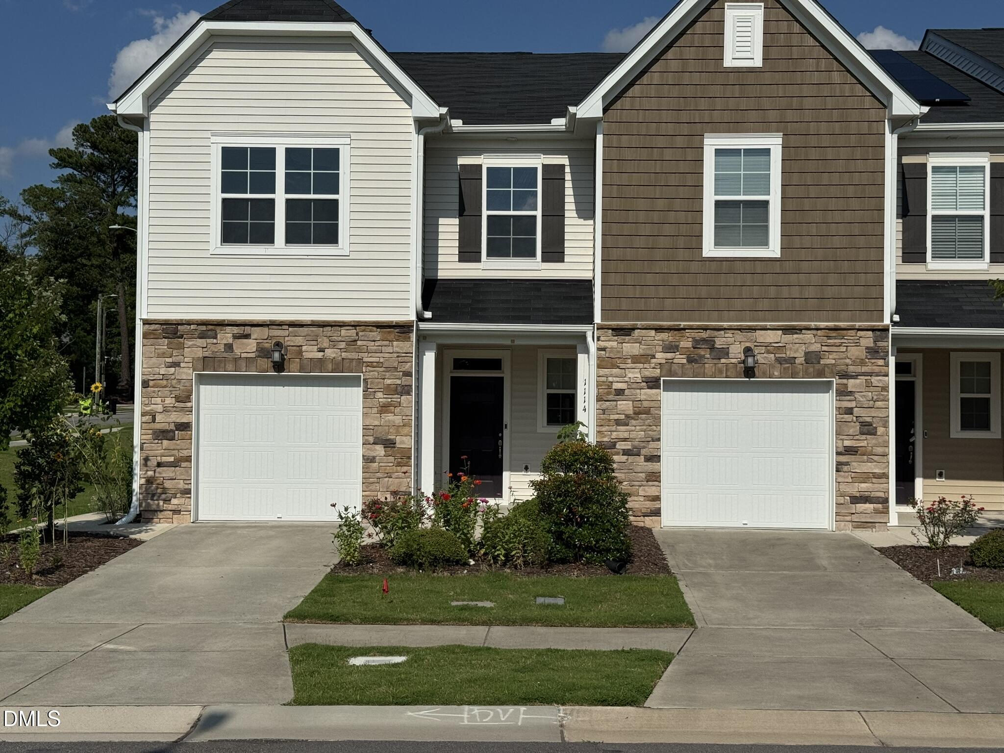 1114 Gemma Drive Property Photo 2