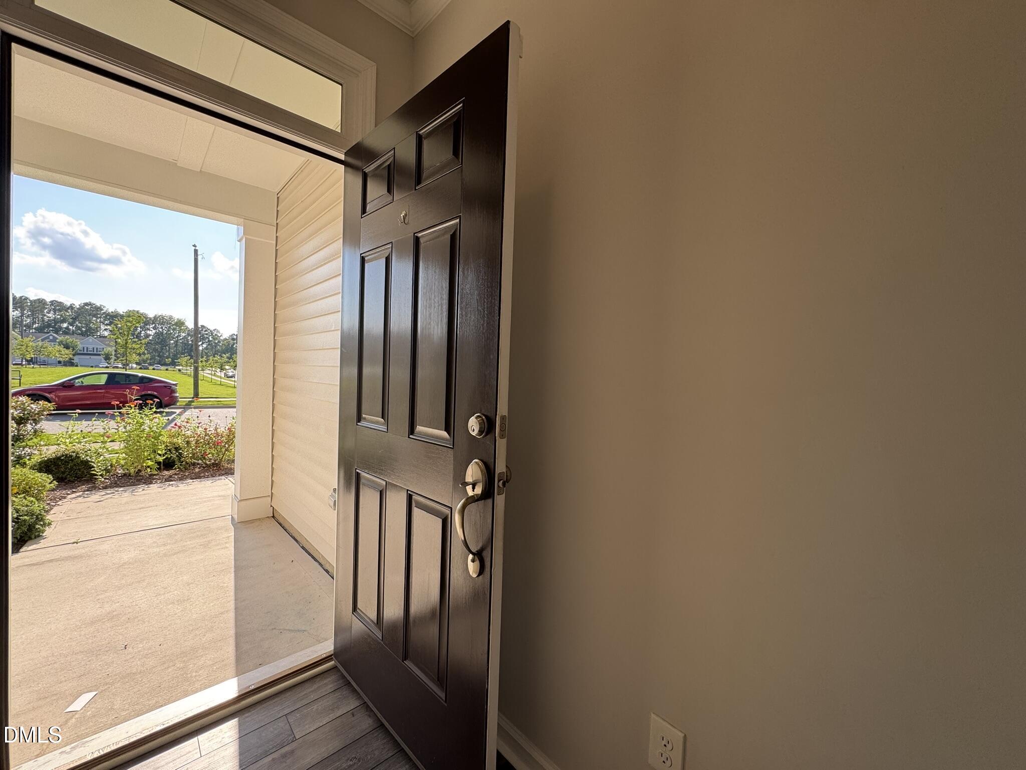 1114 Gemma Drive Property Photo 4