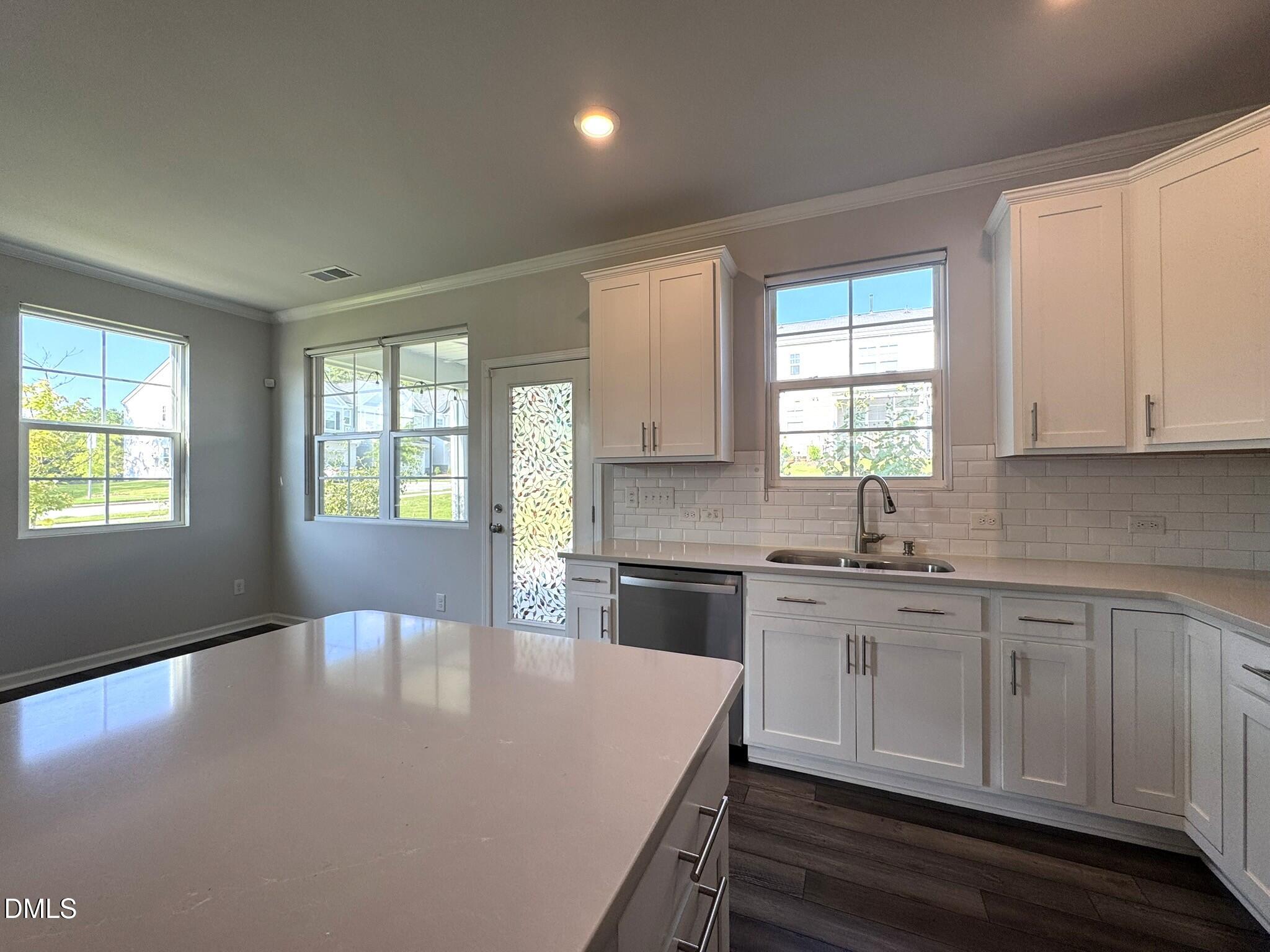 1114 Gemma Drive Property Photo 13
