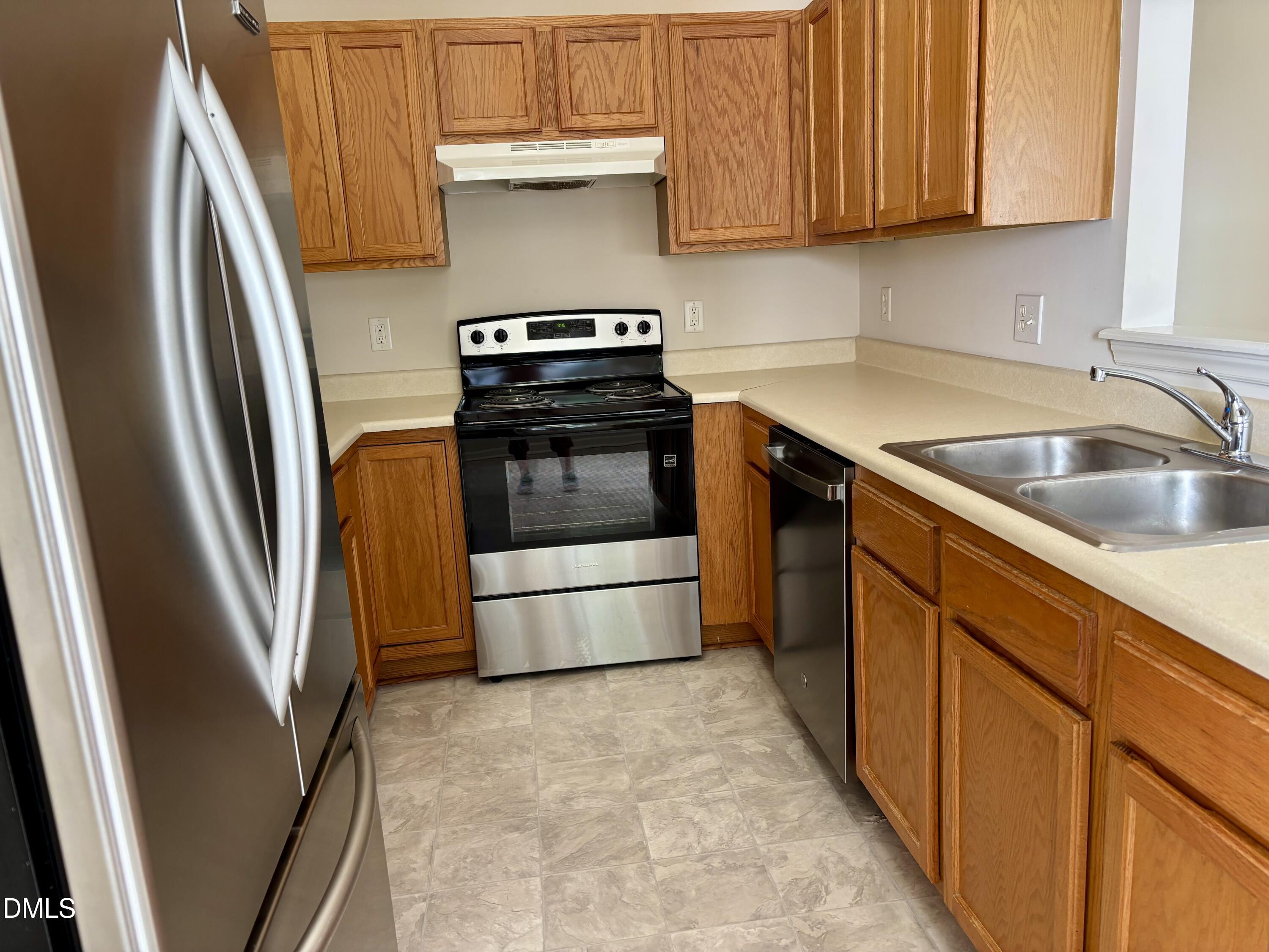 206 Misty Groves Circle Property Photo 5
