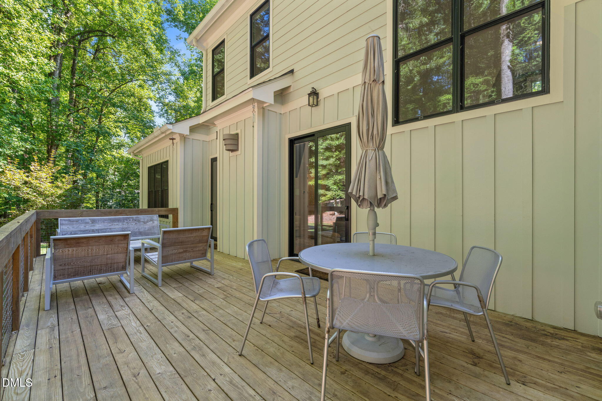 565 Erwin Road Property Photo 32