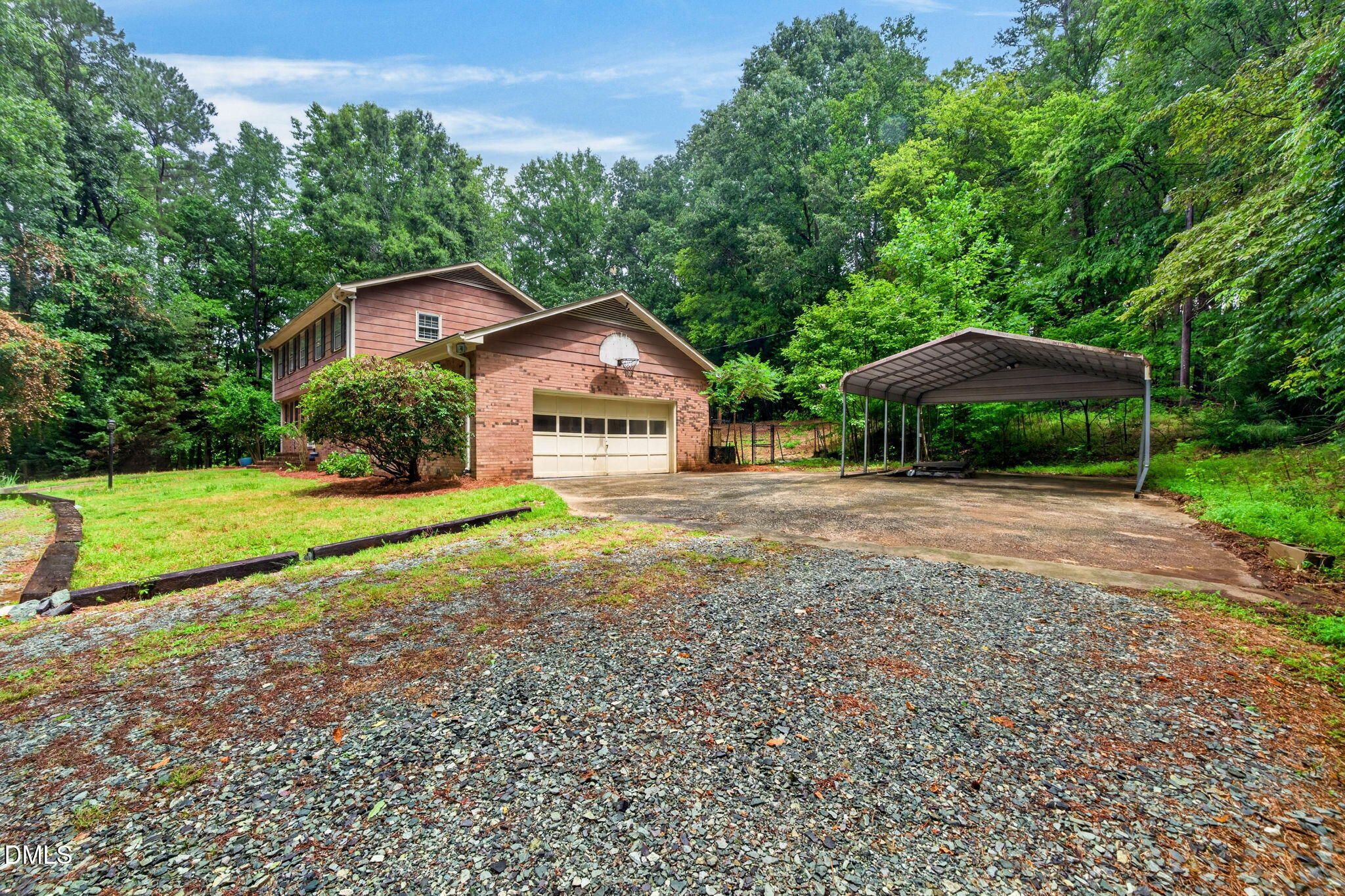 1110 Sandlewood Drive Property Photo 7