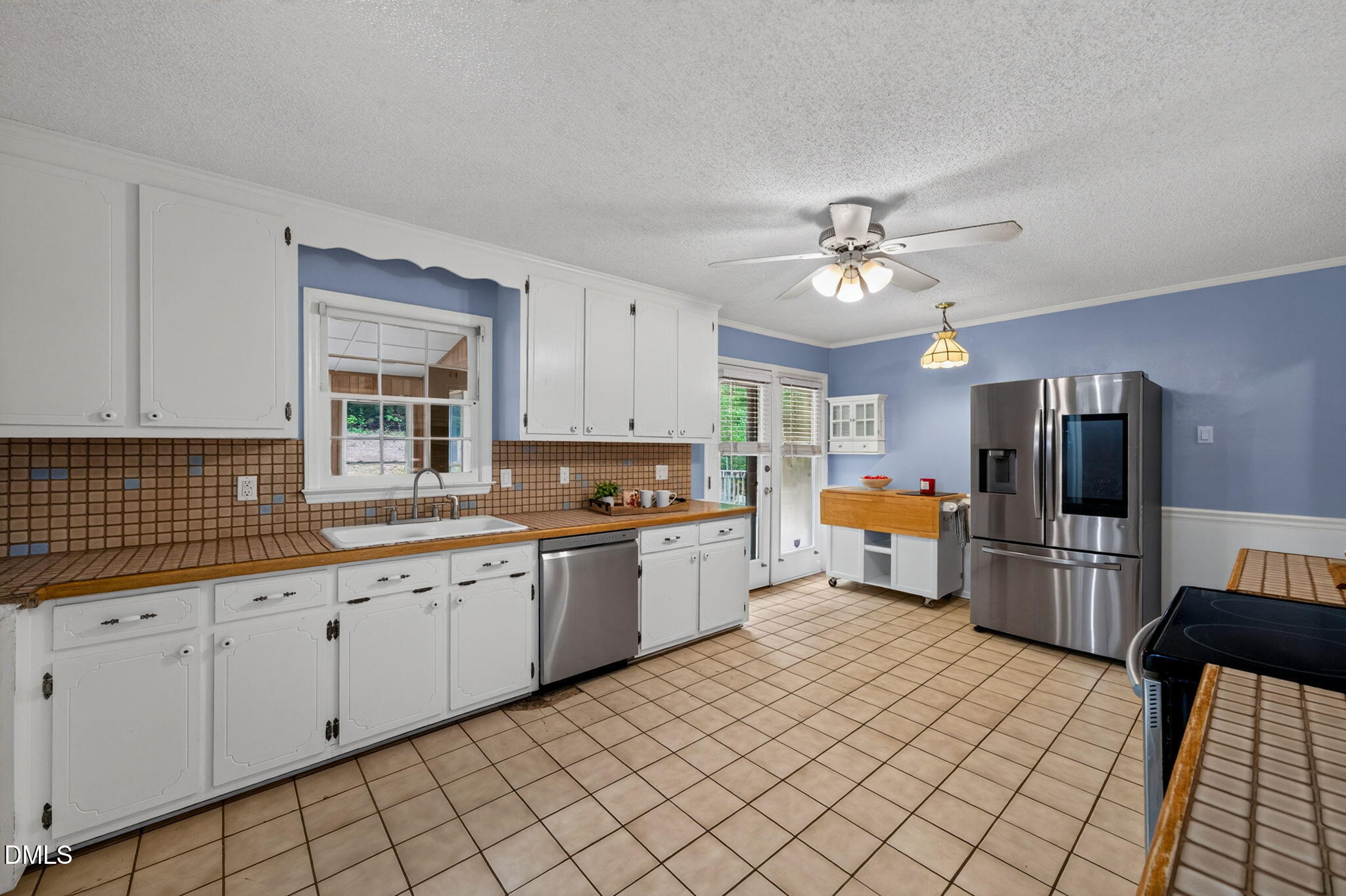 1110 Sandlewood Drive Property Photo 14