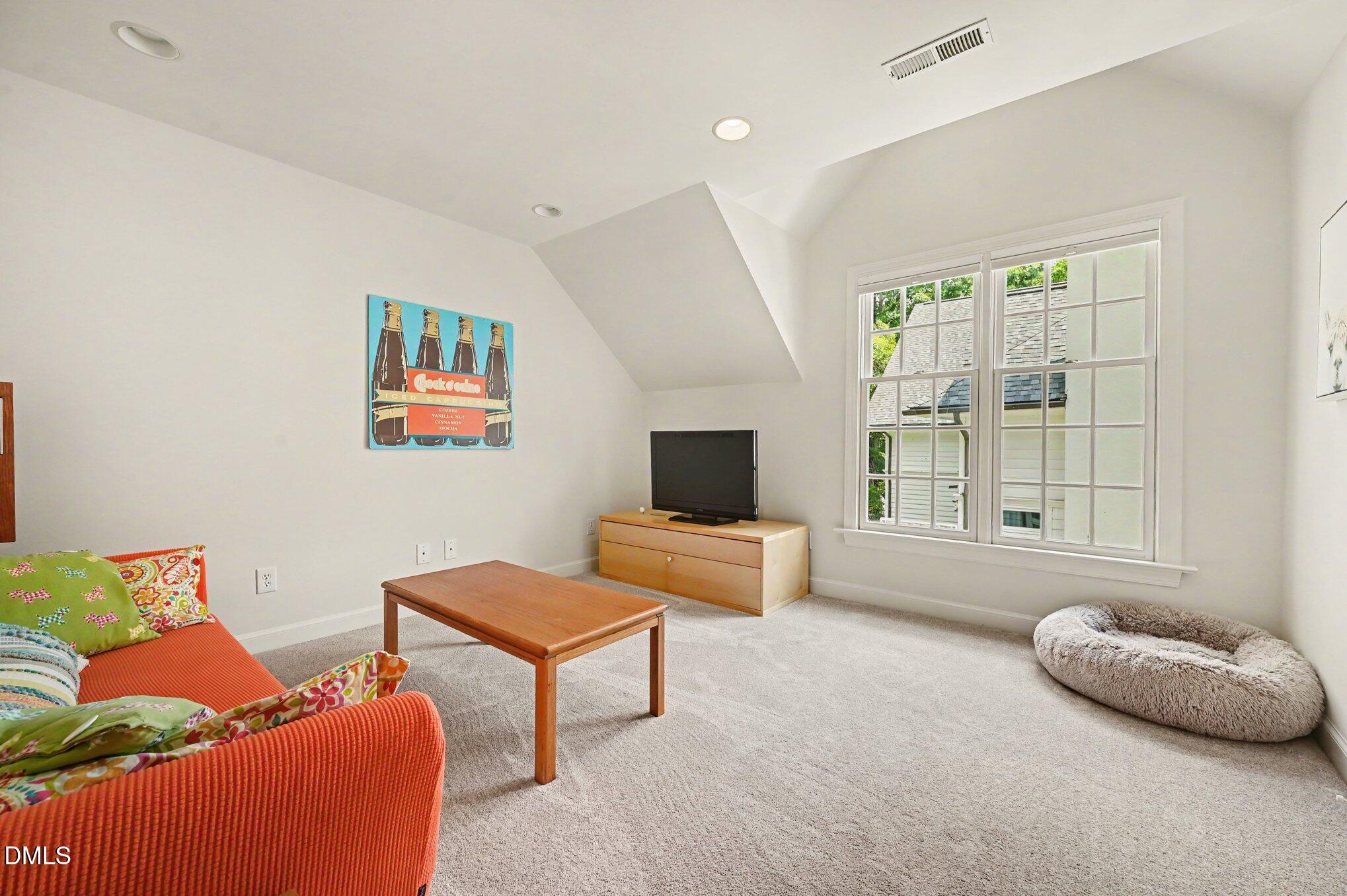 103 Villa Drive Property Photo 24