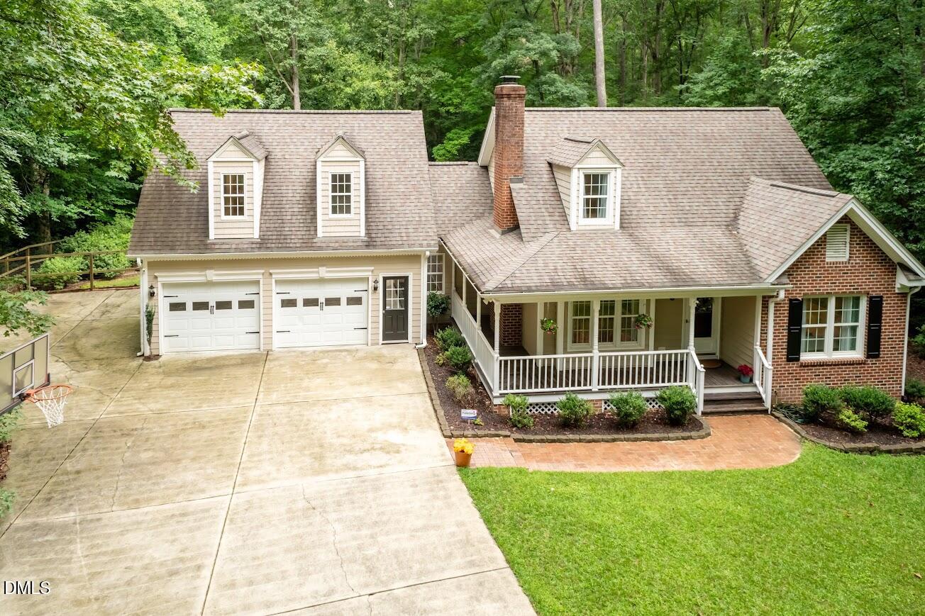 6604 Willow Chase Drive Property Photo 5