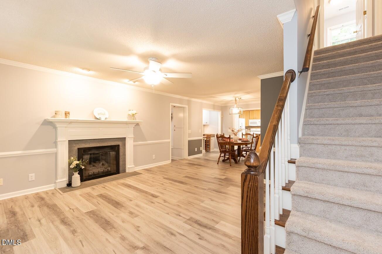 6604 Willow Chase Drive Property Photo 12