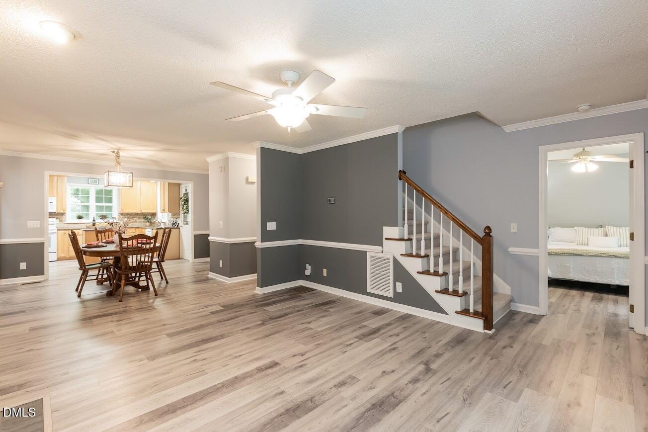 6604 Willow Chase Drive Property Photo 14