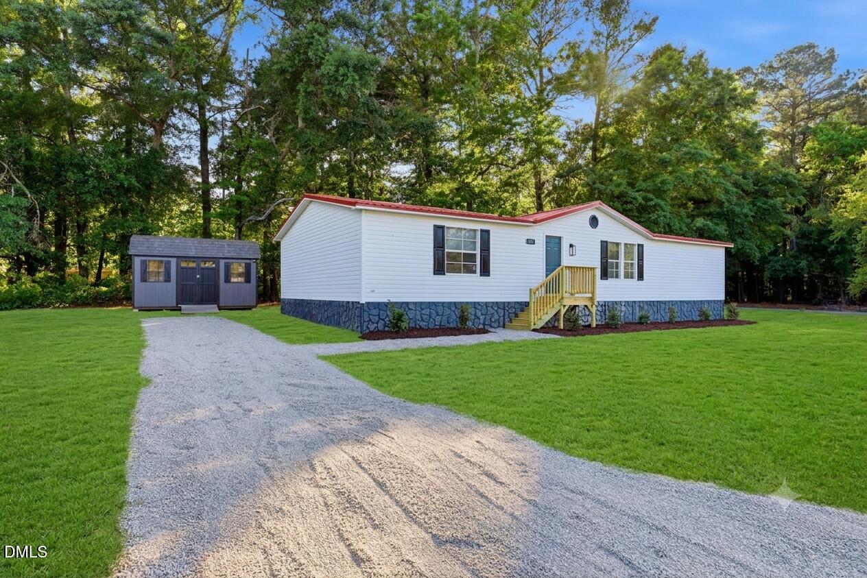 211 Duck Ridge Drive Property Photo 1