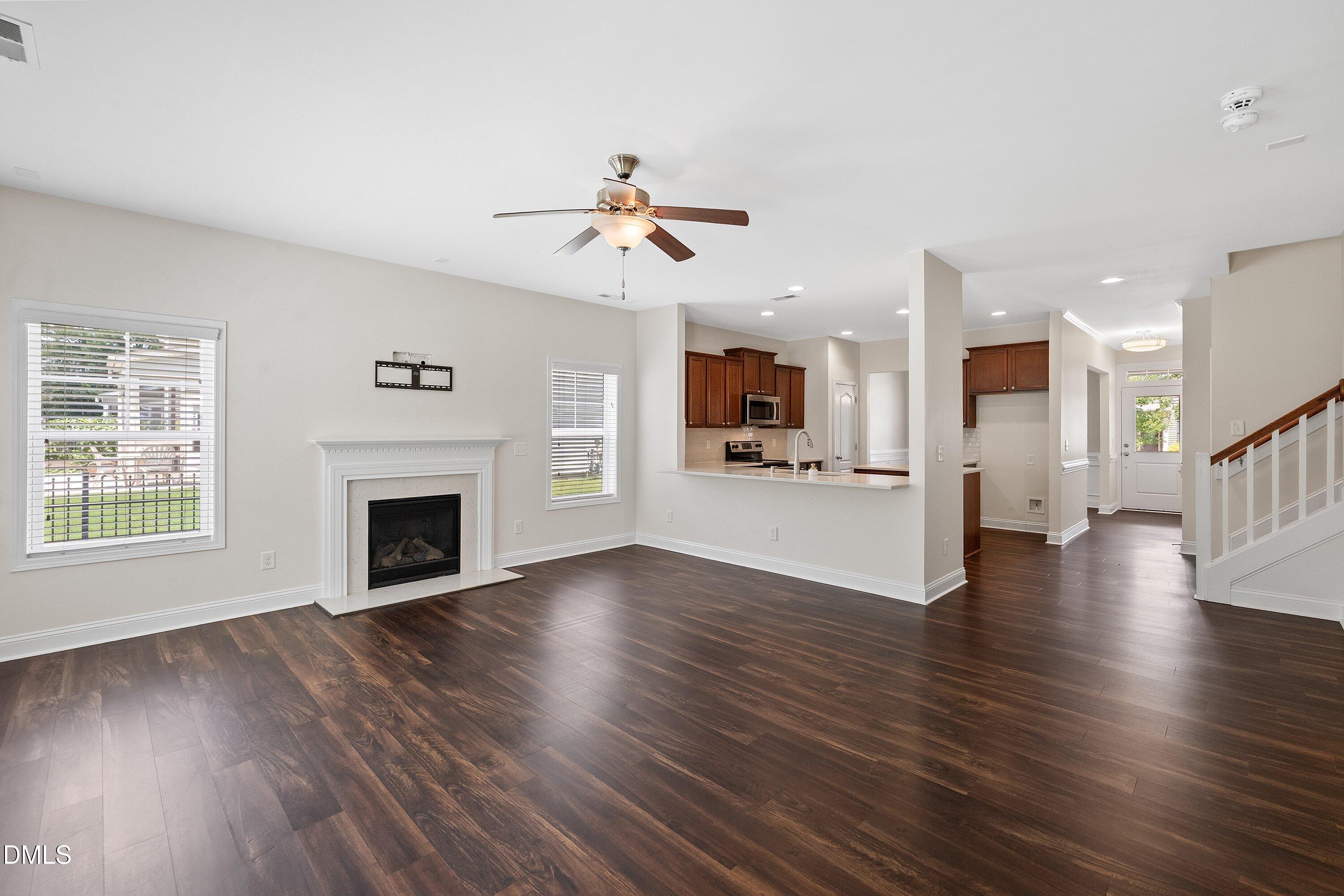3433 Grosbeak Way Property Photo 18