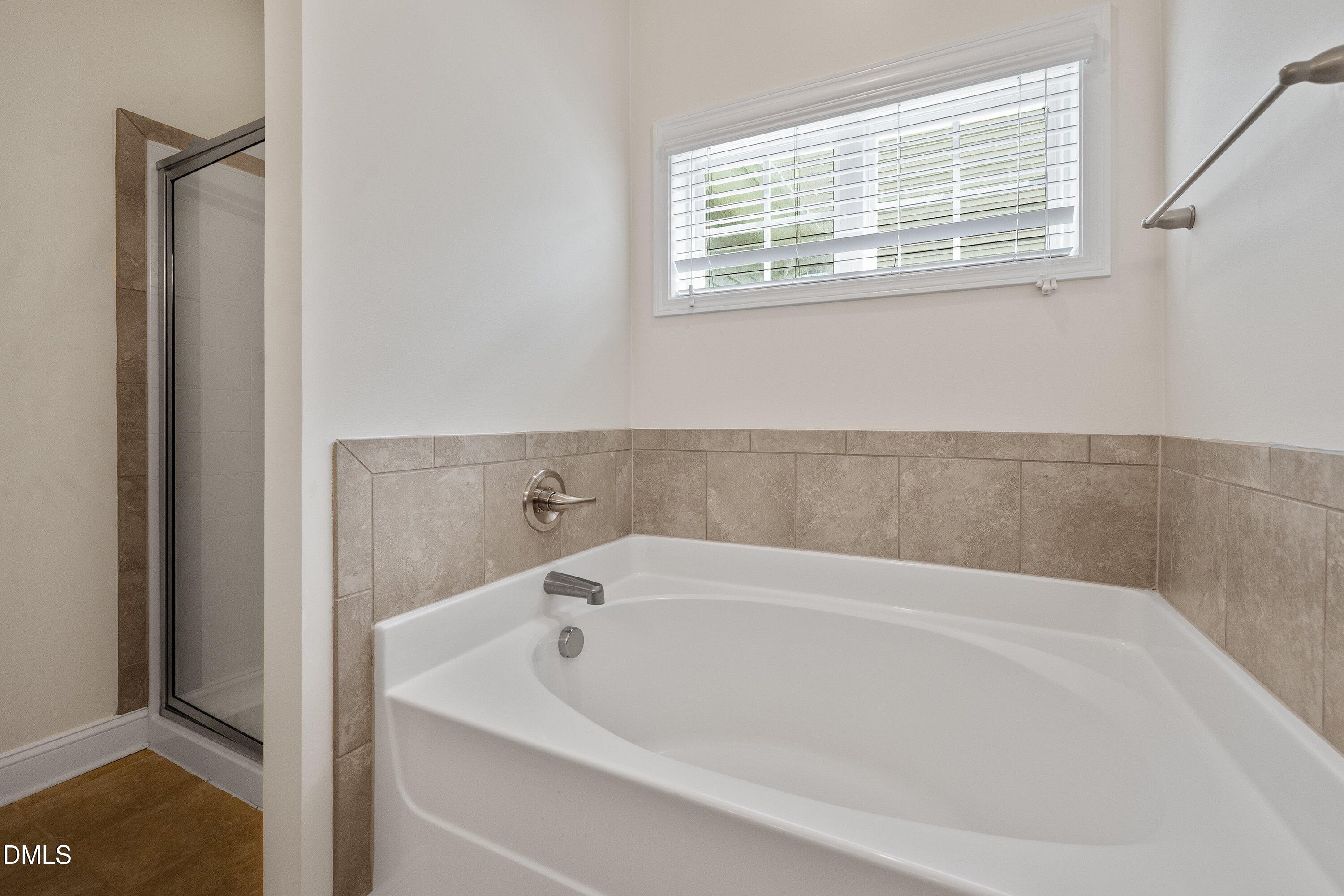 3433 Grosbeak Way Property Photo 24