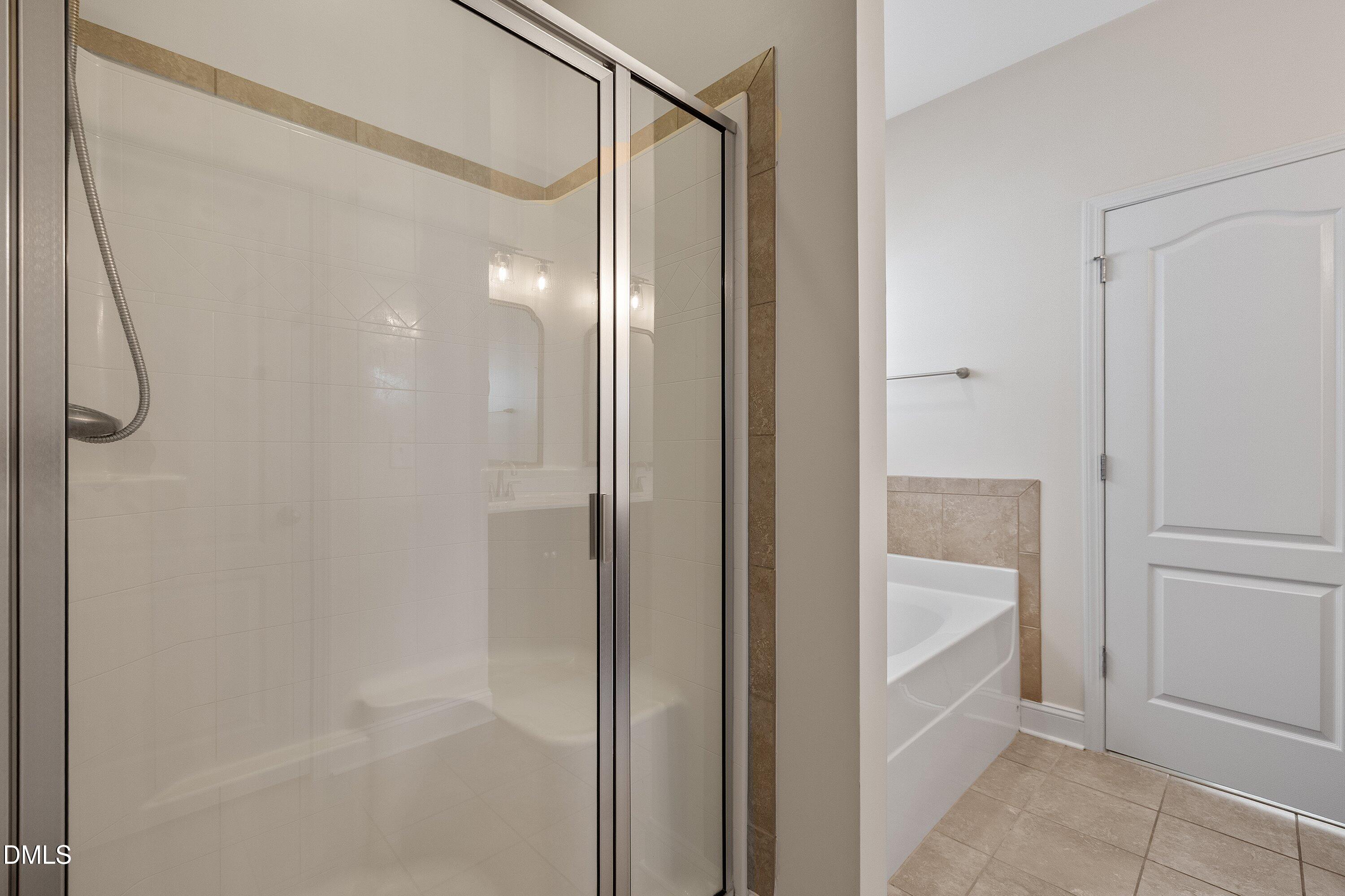 3433 Grosbeak Way Property Photo 26