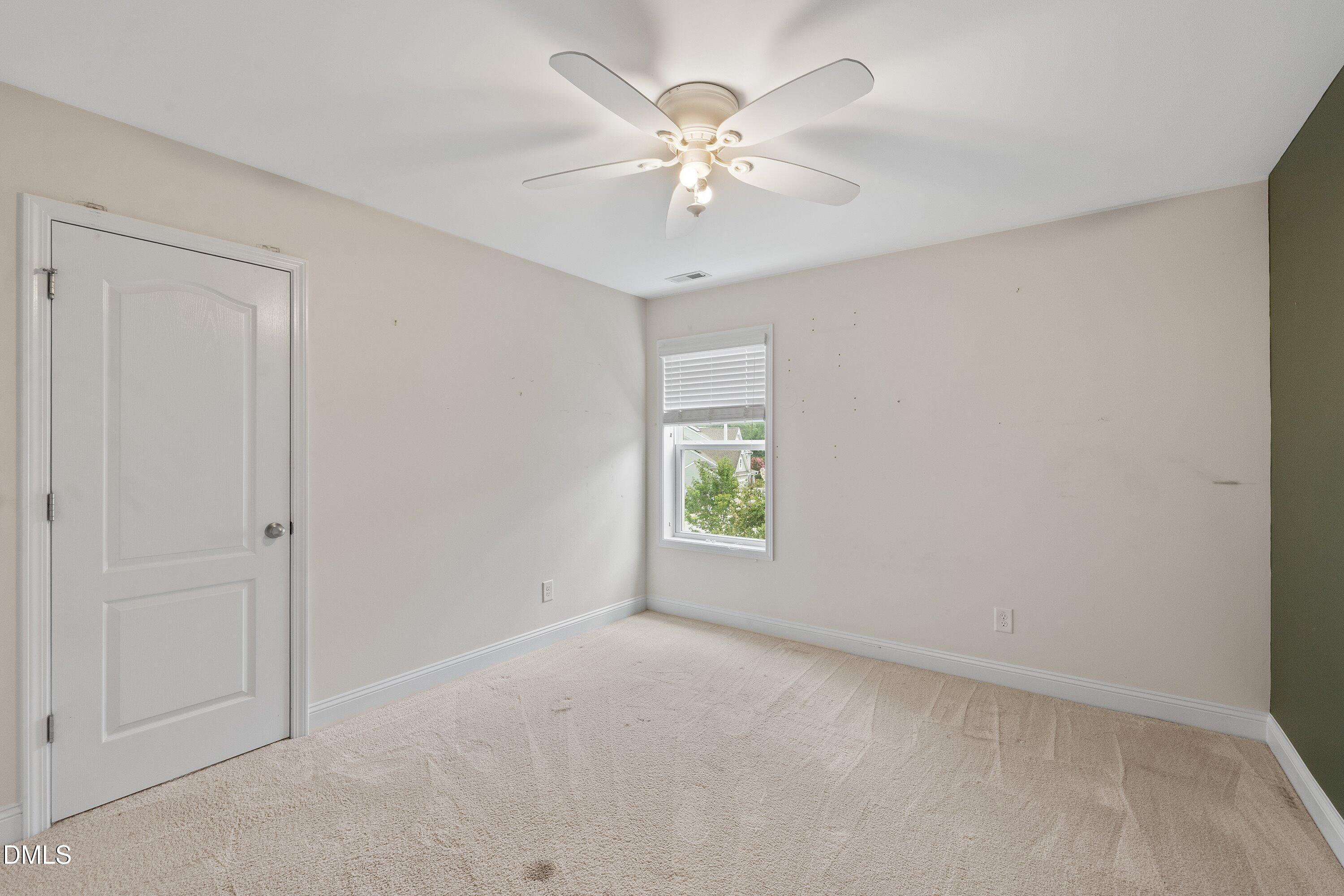 3433 Grosbeak Way Property Photo 31