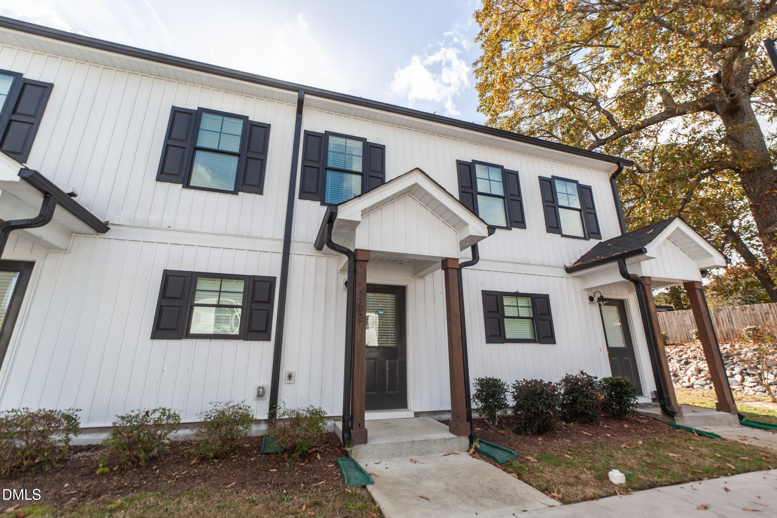 262 S Raleigh Street Property Photo 1