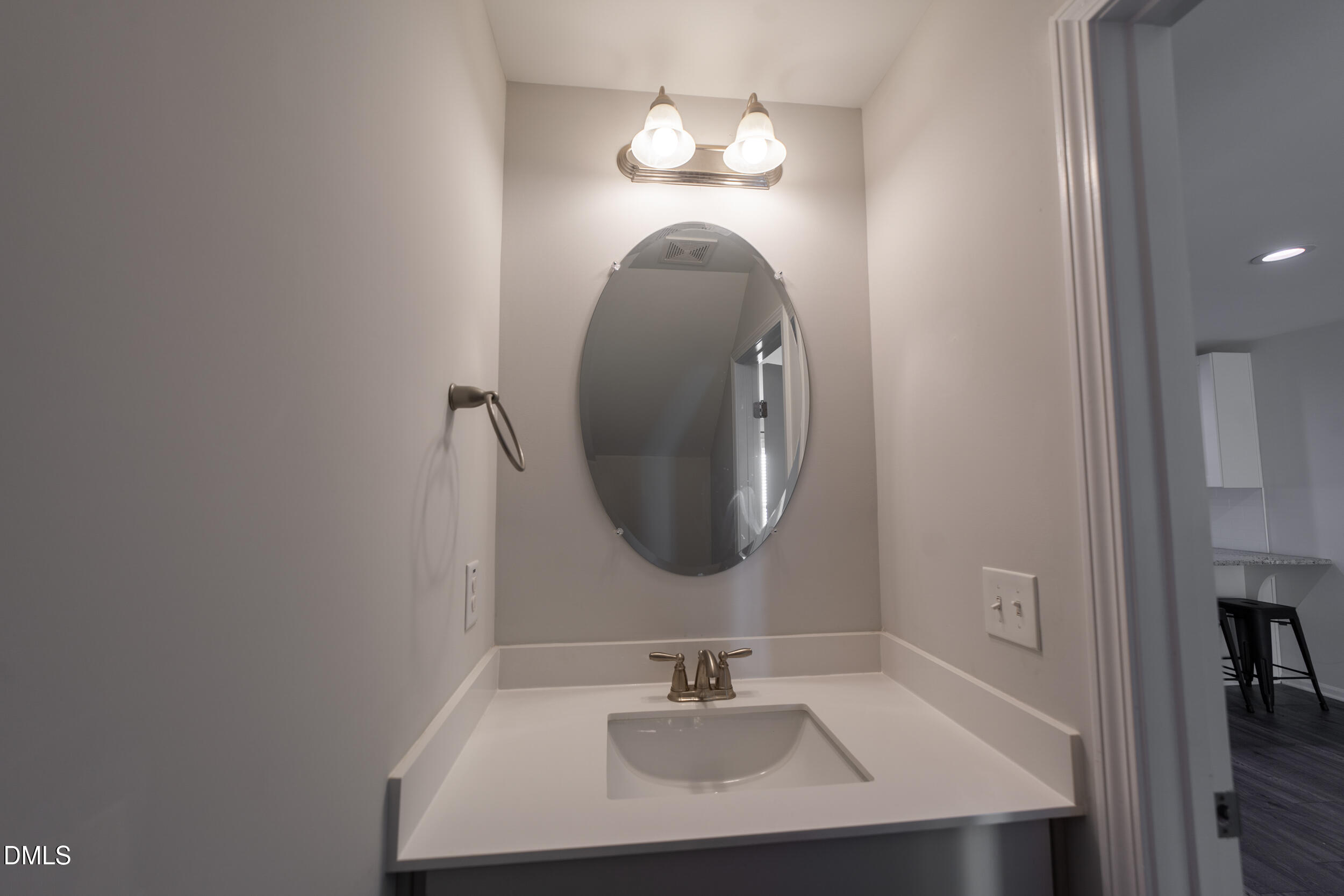 262 S Raleigh Street Property Photo 7