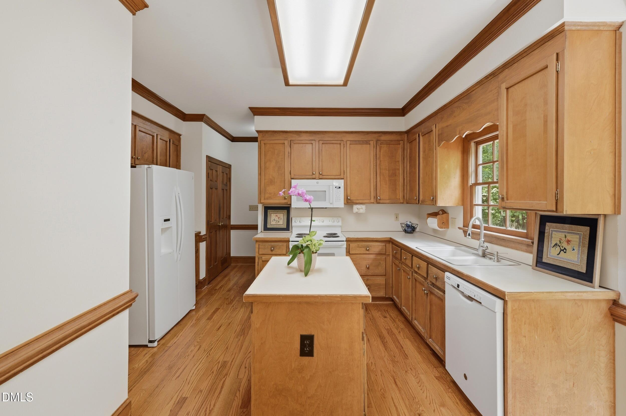 4217 Wood Valley Drive Property Photo 12